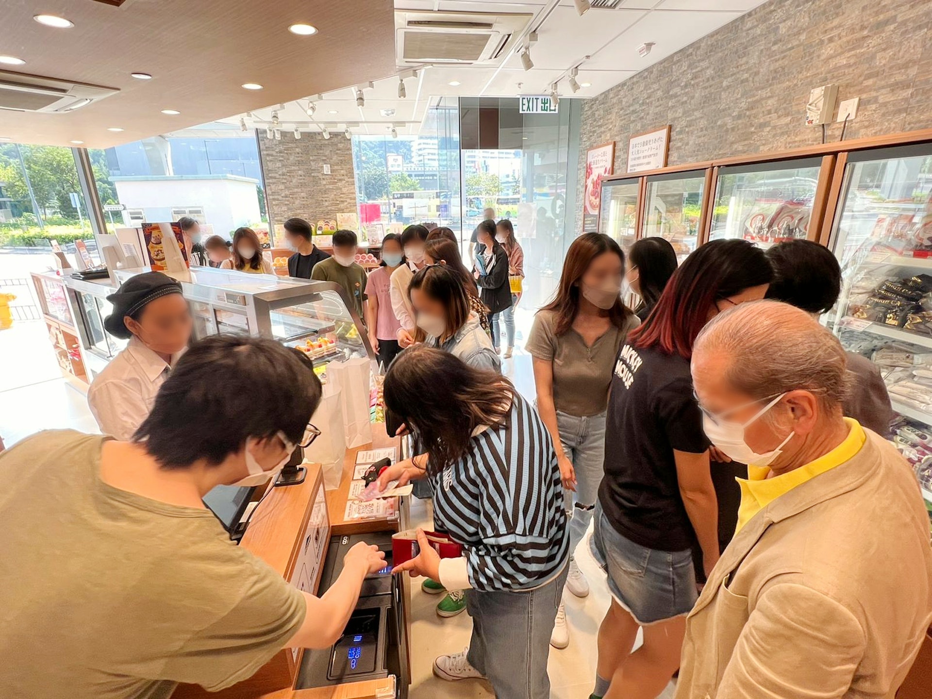 上一手租客為日本連鎖餅店「Châteraisé」,於2022年8月以月租約10.94萬元租用上址,作為香港首設的中央廚房分店。(網上相片)