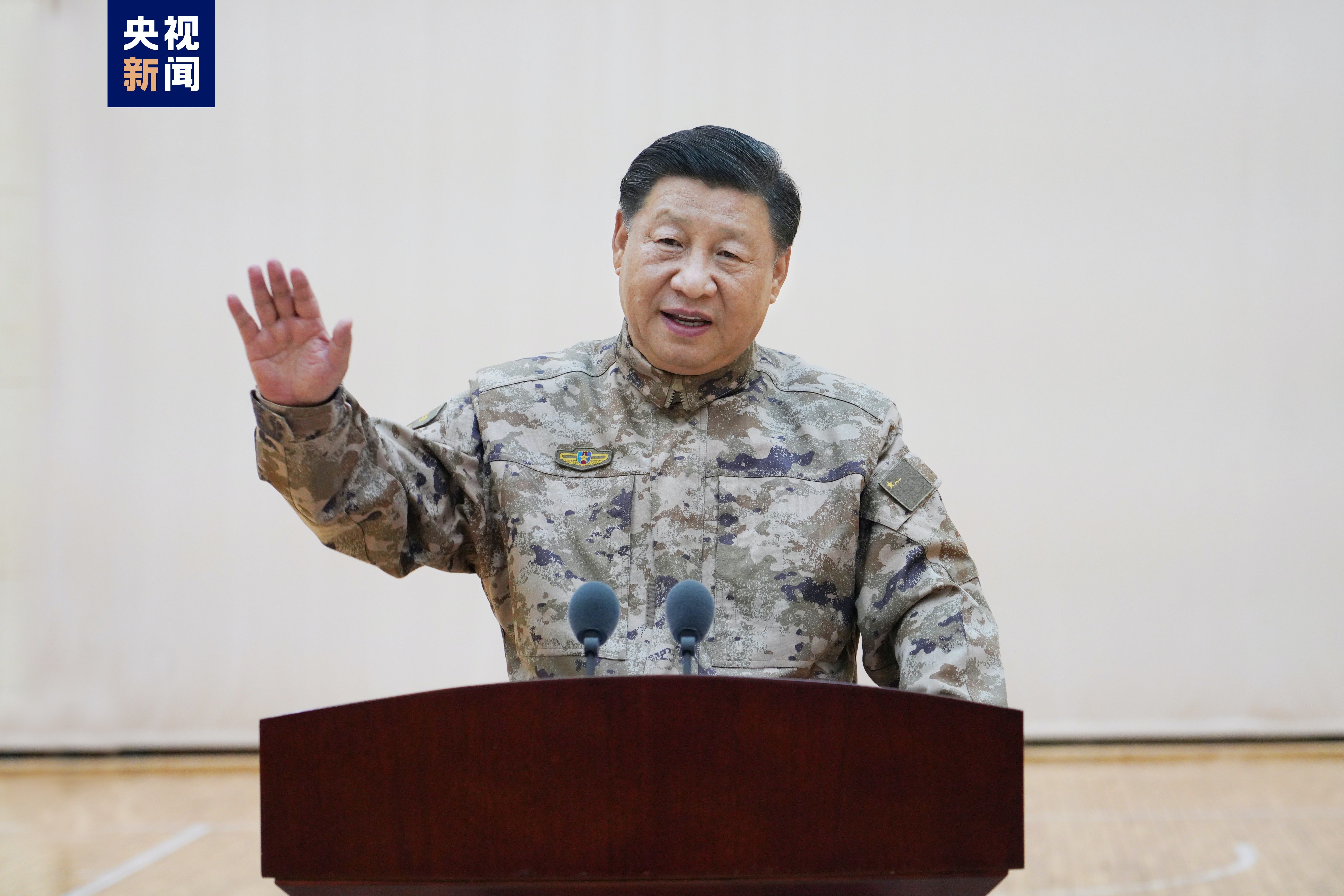 习近平强调：全军要全部精力向打仗聚焦，全部工作向打仗用劲（图） - 1