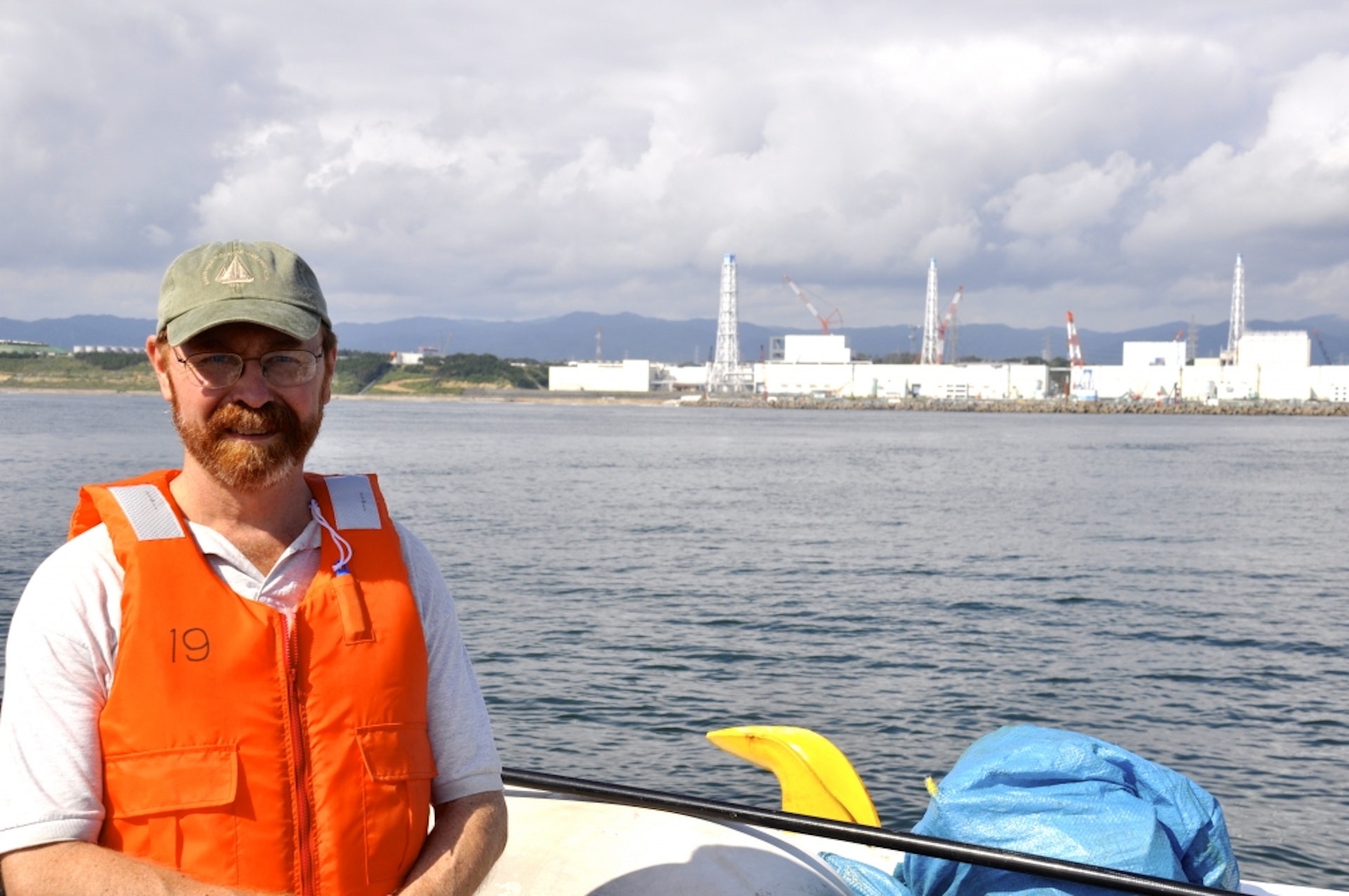 美國海洋放射性化學家Ken Buesseler過去10年曾多次親自前往福島視察，出海進行樣本收集。