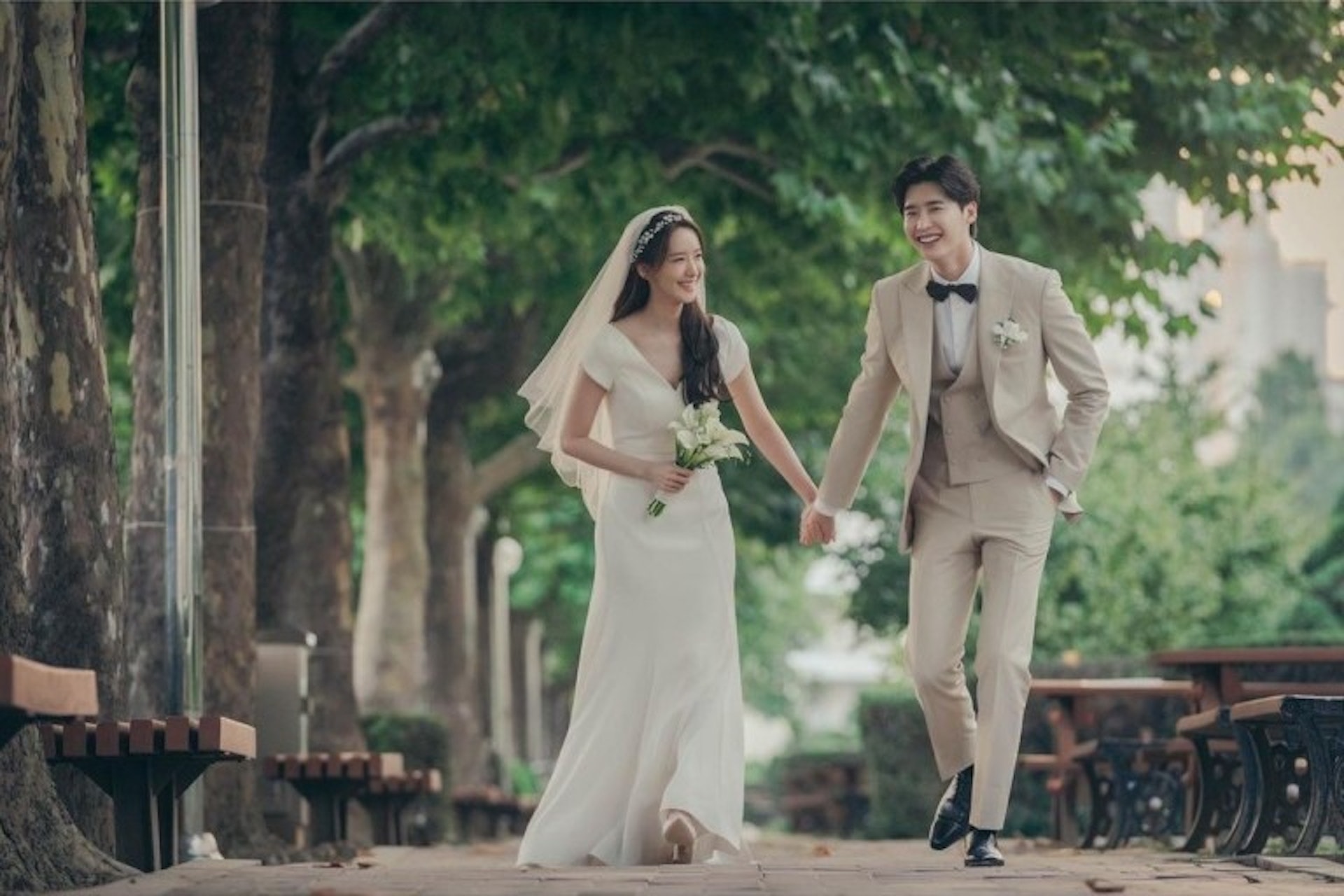 李鍾碩與允兒這對《律戰江湖》CP只排第5位。(劇照) 李鍾碩與允兒這對《律戰江湖》CP只排第5位。(劇照)