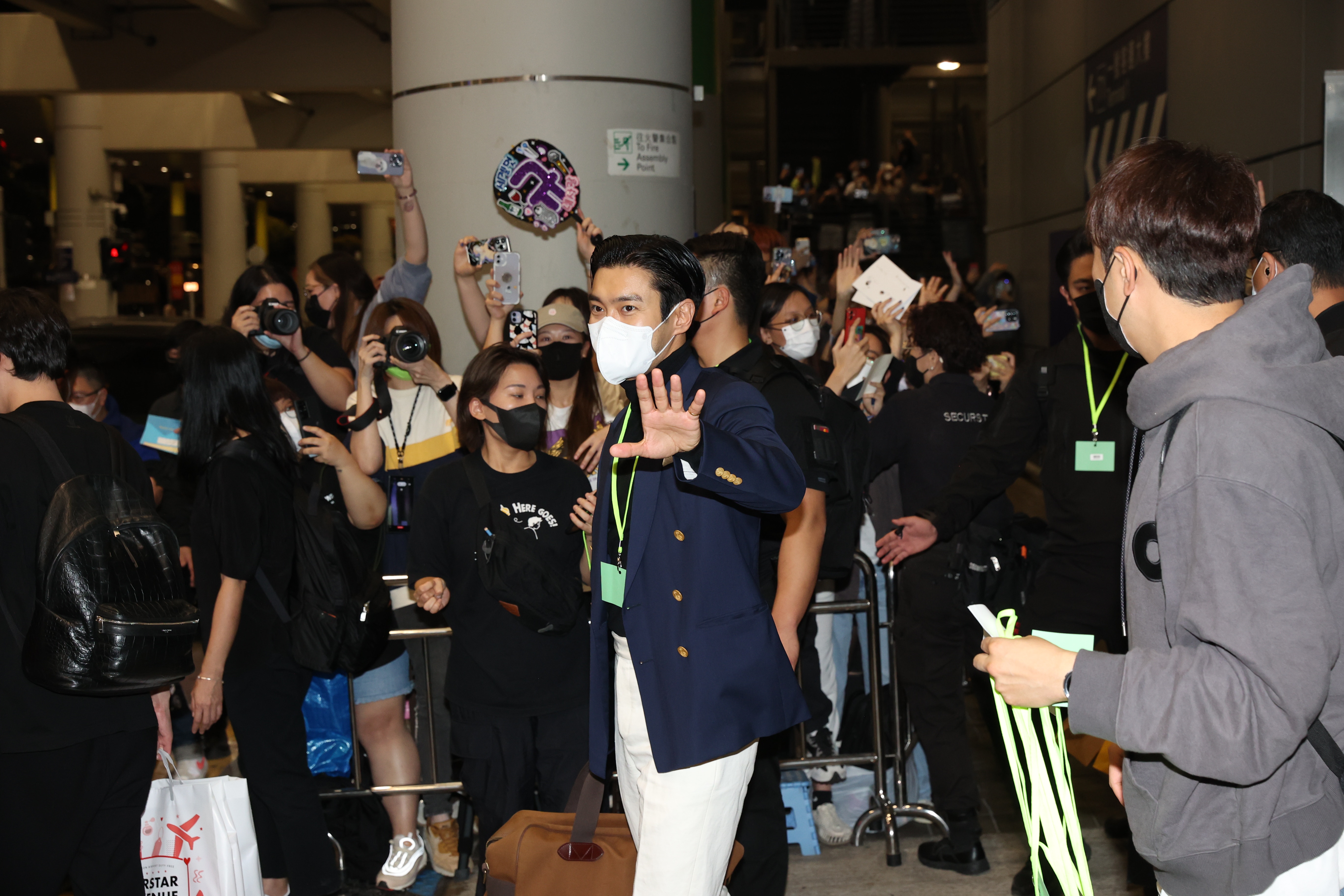 super junior 一直娱 yizhiyu 中華 サイン会 ドンへ トレカ super junior 一直娱 yizhiyu 中華 サイン会 ドンへ トレカ