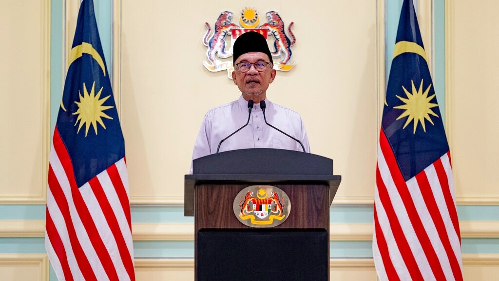馬來西亞新任總理安華上任李克強致賀電 – 香港01
