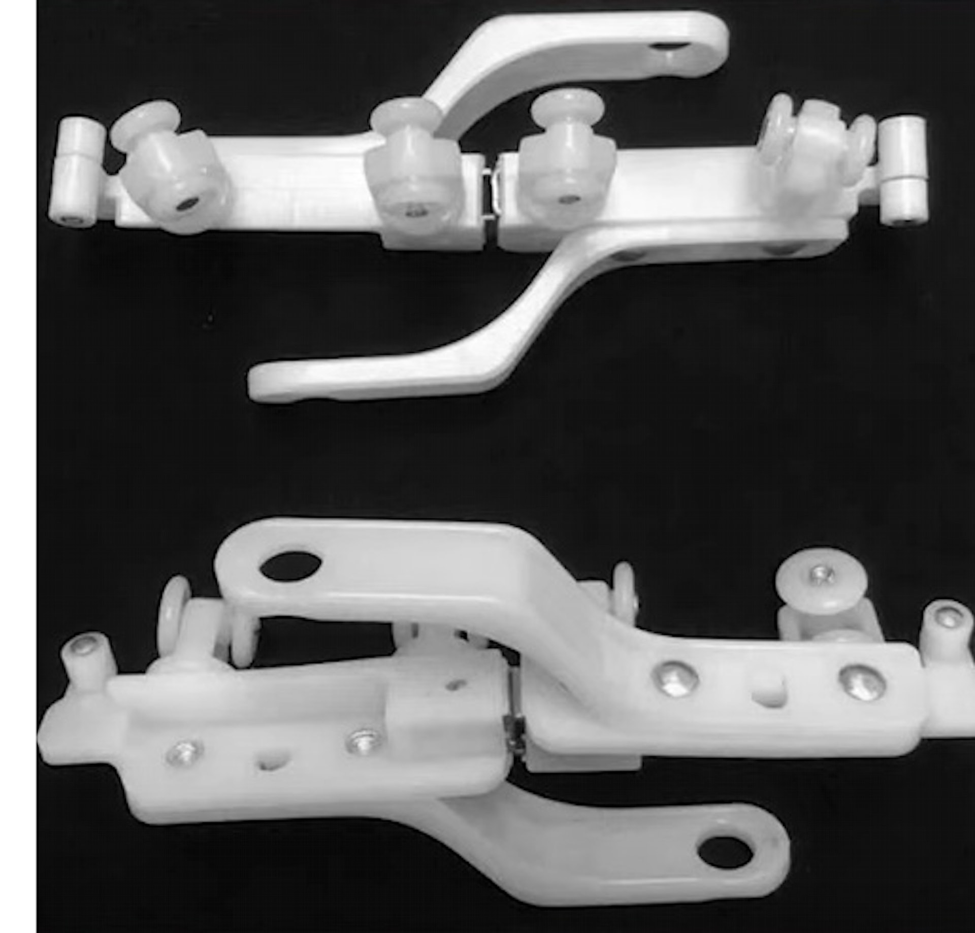 在窗簾上方路軌加裝一個蝴蝶結構,以致左右兩邊窗簾有輕微重疊,這樣就不必再擔心鬆出來的時候會出現漏光的空隙了。(網上圖片) 在窗簾上方路軌加裝一個蝴蝶結構,以致左右兩邊窗簾有輕微重疊,這樣就不必再擔心鬆出來的時候會出現漏光的空隙了。(網上圖片)