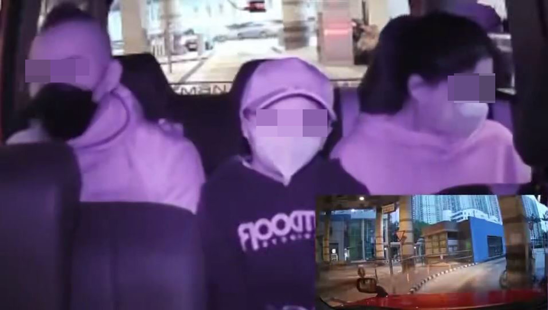 近日網上就瘋傳一段的士乘客爆粗狂轟的士司機無戴口罩影片。(影片截圖) 近日網上就瘋傳一段的士乘客爆粗狂轟的士司機無戴口罩影片。(影片截圖)