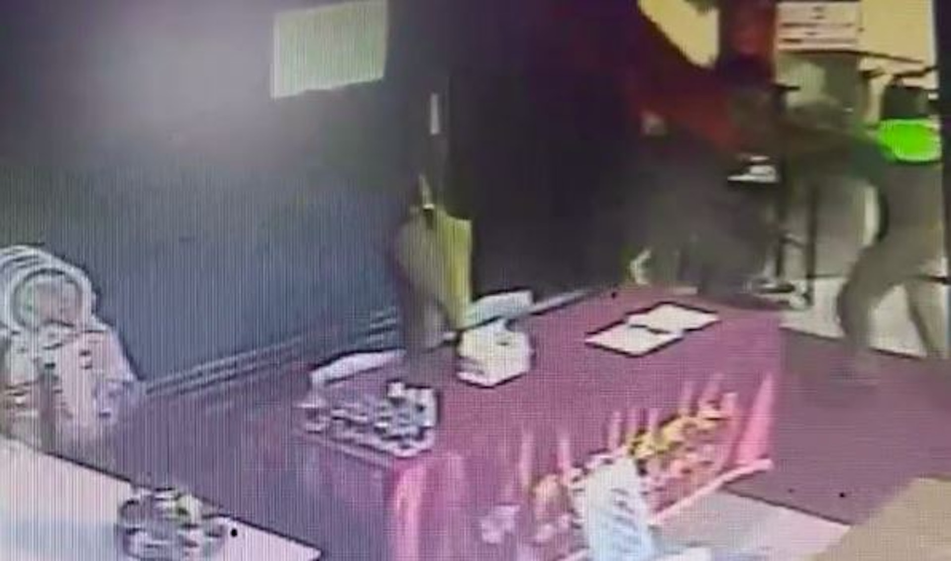 一名宋姓人瑞近日往生辦後事,沒想到其2名兒子因為搶辦喪事,在靈堂大打出手。(網上圖片) 一名宋姓人瑞近日往生辦後事,沒想到其2名兒子因為搶辦喪事,在靈堂大打出手。(網上圖片)