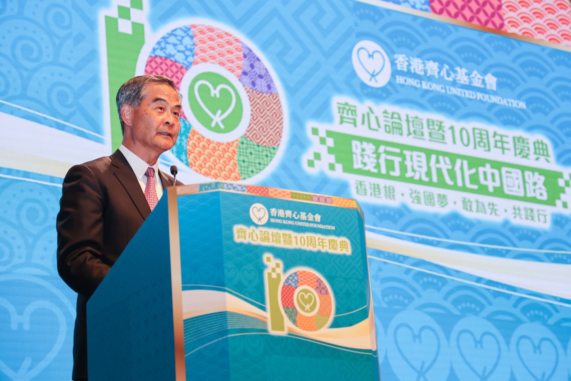 梁振英不時出席活動並致辭,他批評部份活動程序繁瑣,重儀式感。(資料圖片) 梁振英不時出席活動並致辭,他批評部份活動程序繁瑣,重儀式感。(資料圖片)