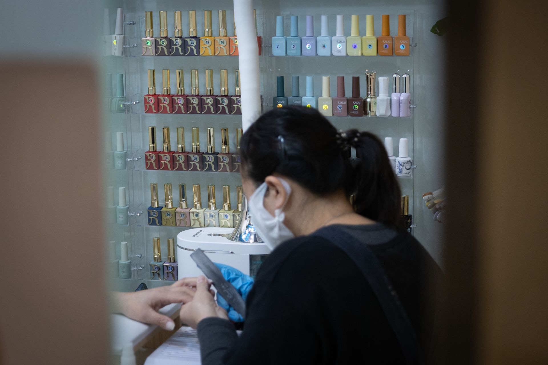 Consumer Council｜UV light on Gel nails may increase the risk of skin