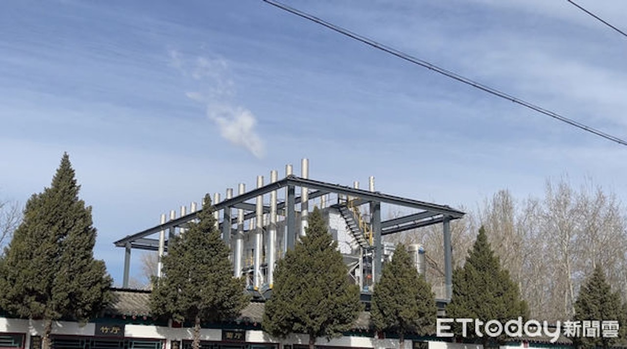 據稱,現場八個爐子從於12月15日起已開始燒24小時。(ETtoday授權使用) 據稱,現場八個爐子從於12月15日起已開始燒24小時。(ETtoday授權使用)