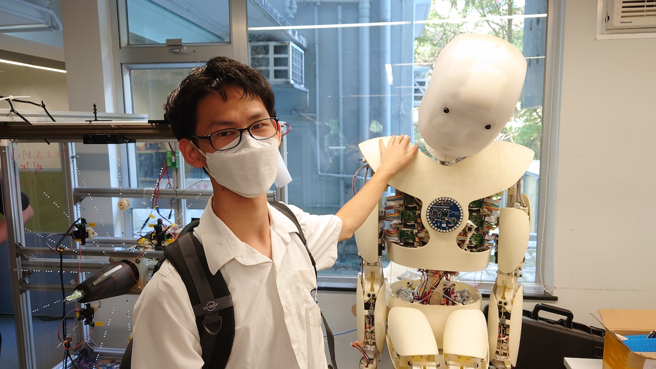 校園天地|中大與余近卿中學共同協辦3D打印義肢配件設計課程 校園天地|中大與余近卿中學共同協辦3D打印義肢配件設計課程