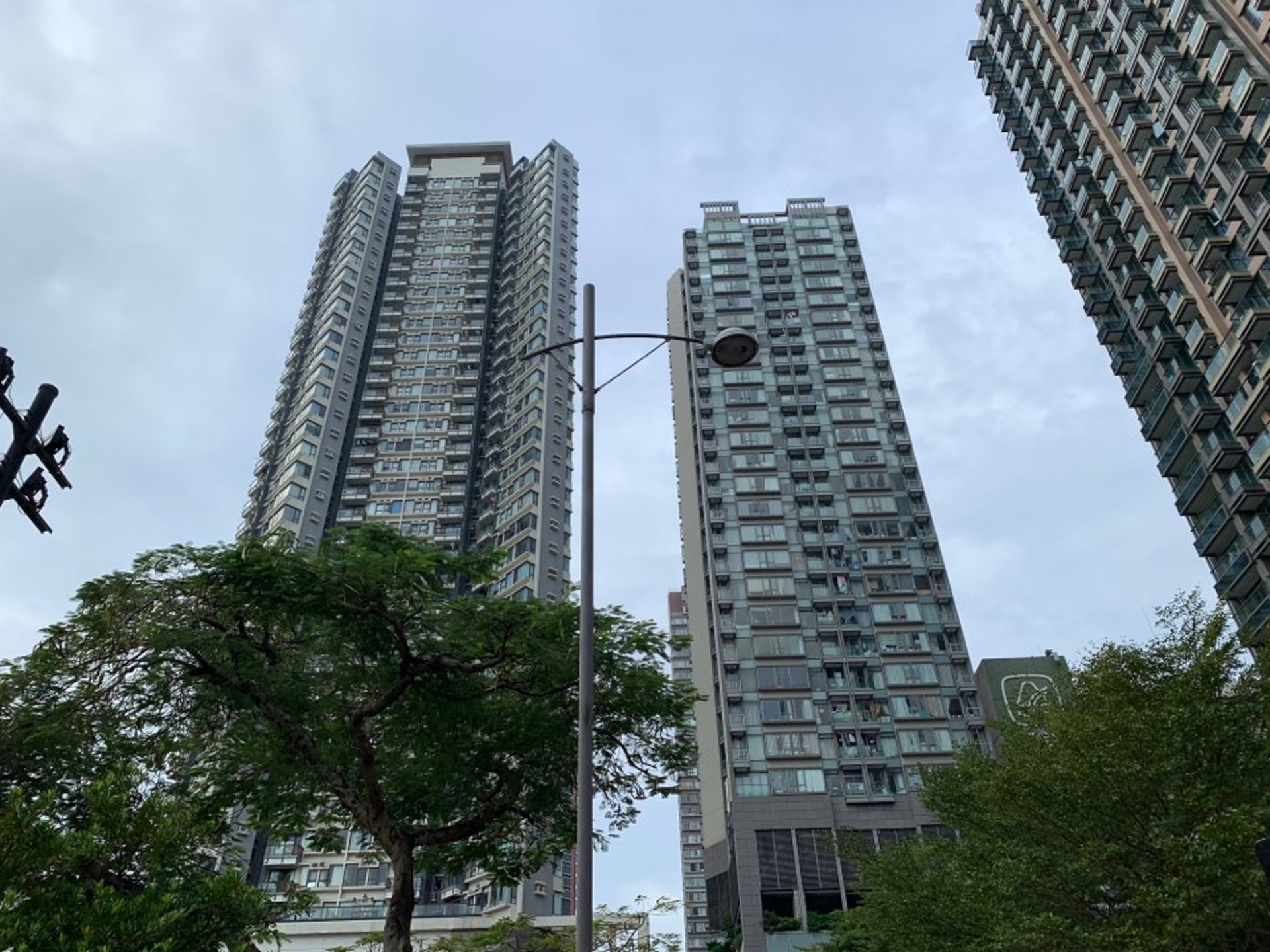 油塘OCEAN ONE三房1088萬沽持貨9年仍蝕使費