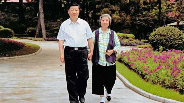 廣東省委領導看望習近平母親齊心等老同志　表達新年祝福及感謝