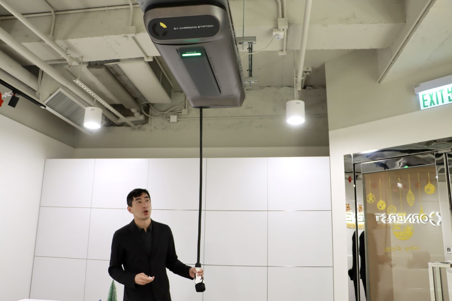 電動車｜充電供應商擴充業務　明年首推10部電動的士一站式配套