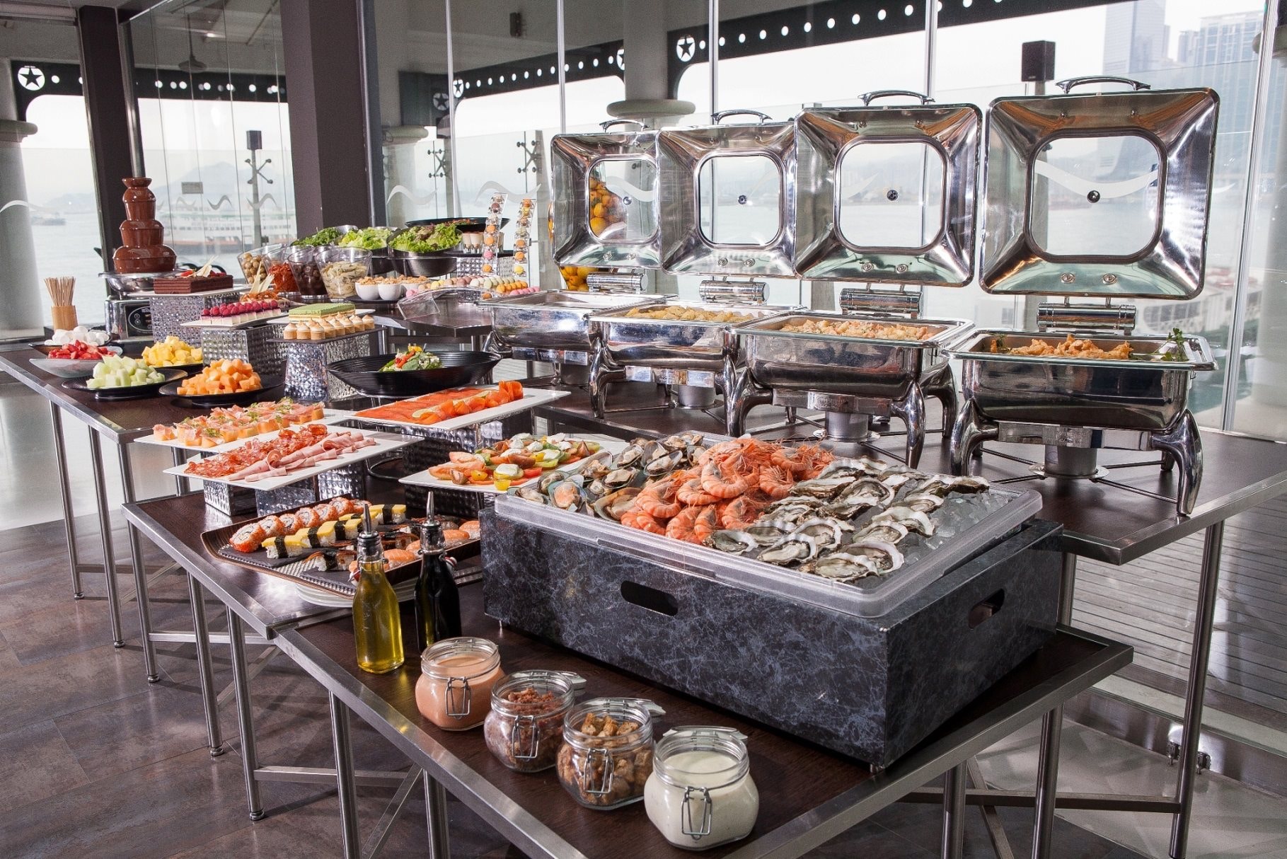 Suspected food poisoning at Watermark, Central Ferry Pier, 16 people