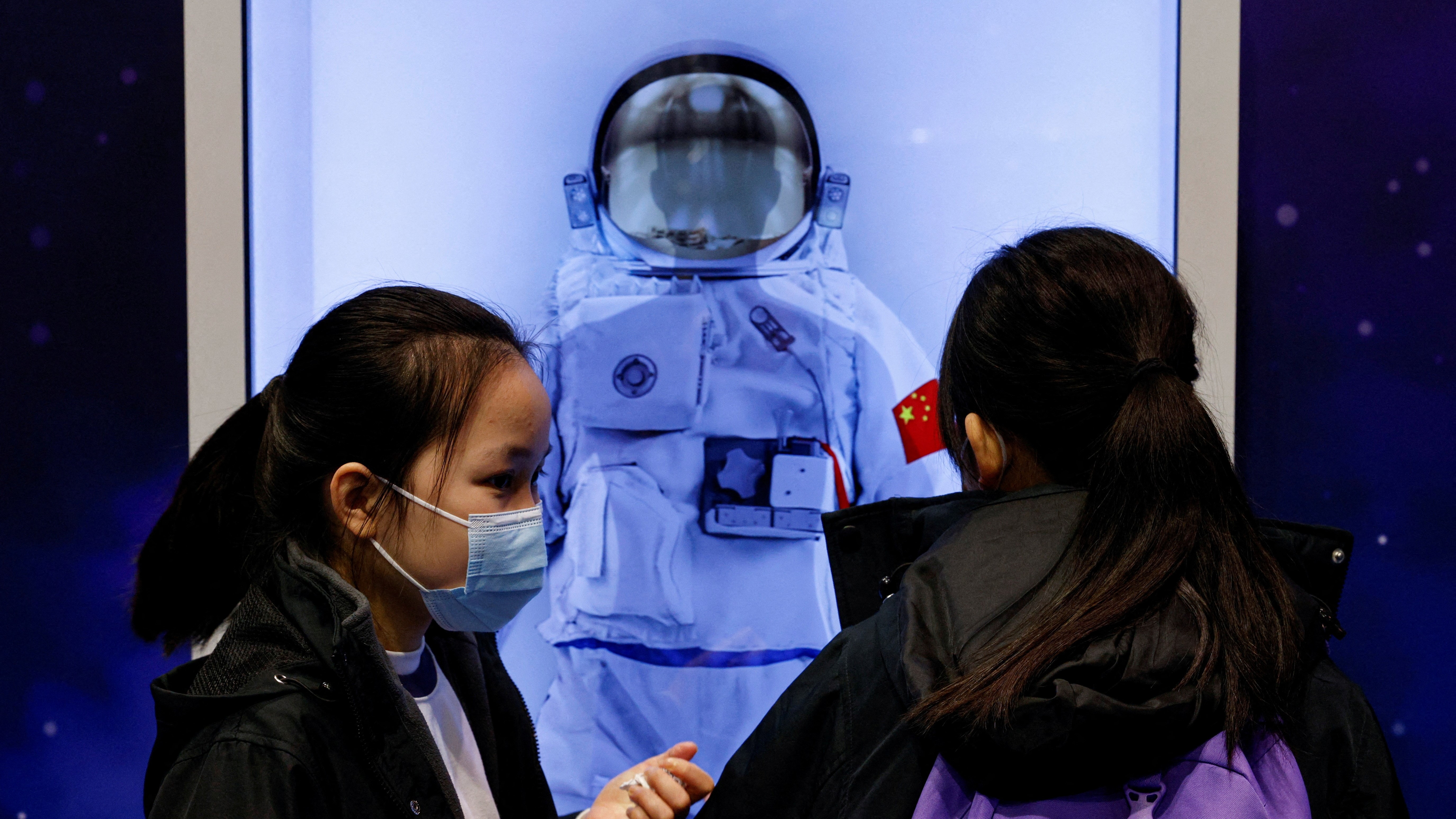 中美登月竞赛升温? NASA:中国或宣布对月主权