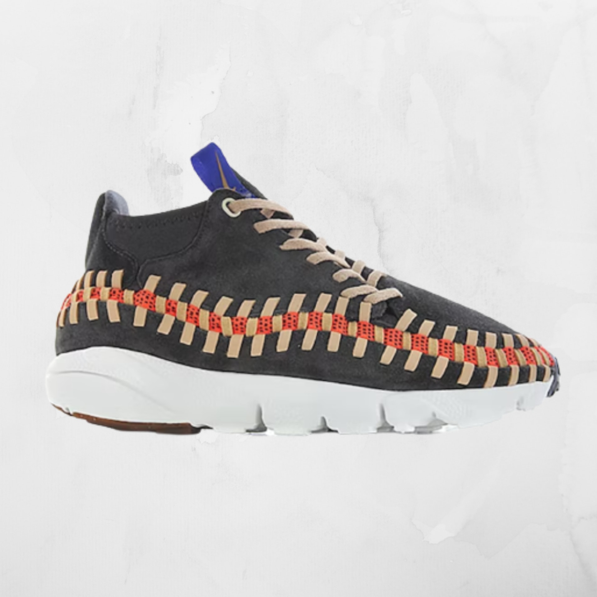 Nike Air Footscape Woven 俗稱「編織鞋」,憑藉了各式各樣的繽紛配色,以及多種花樣的動物紋路,曾經霸佔無數男、女鞋櫃中的重要地位。(NIKE) Nike Air Footscape Woven 俗稱「編織鞋」,憑藉了各式各樣的繽紛配色,以及多種花樣的動物紋路,曾經霸佔無數男、女鞋櫃中的重要地位。(NIKE)