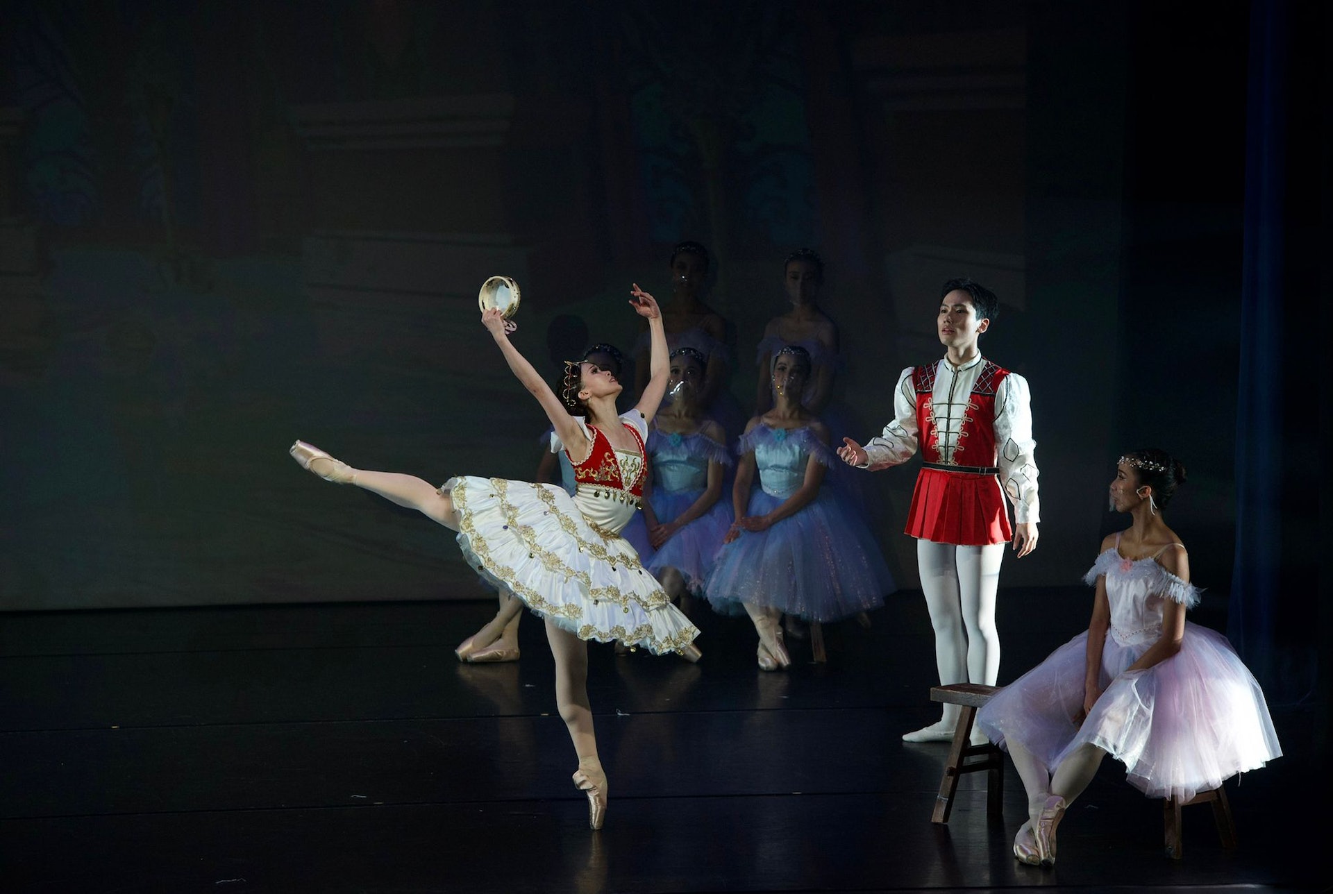 The Grand Ballet開辦短短一年已演出香港未曾演出過的長篇芭蕾舞劇《La Esmeralda》。(受訪者提供圖片) The Grand Ballet開辦短短一年已演出香港未曾演出過的長篇芭蕾舞劇《La Esmeralda》。(受訪者提供圖片)