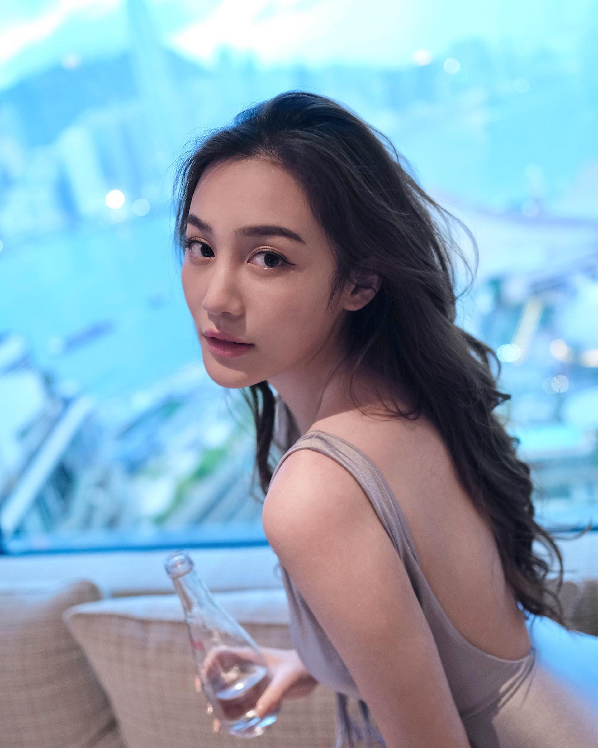 郭奕芯向來給人一種性感形象,然而卻對於太性感的衣服表示抗拒?(IG:@ashinaaa) 郭奕芯向來給人一種性感形象,然而卻對於太性感的衣服表示抗拒?(IG:@ashinaaa)