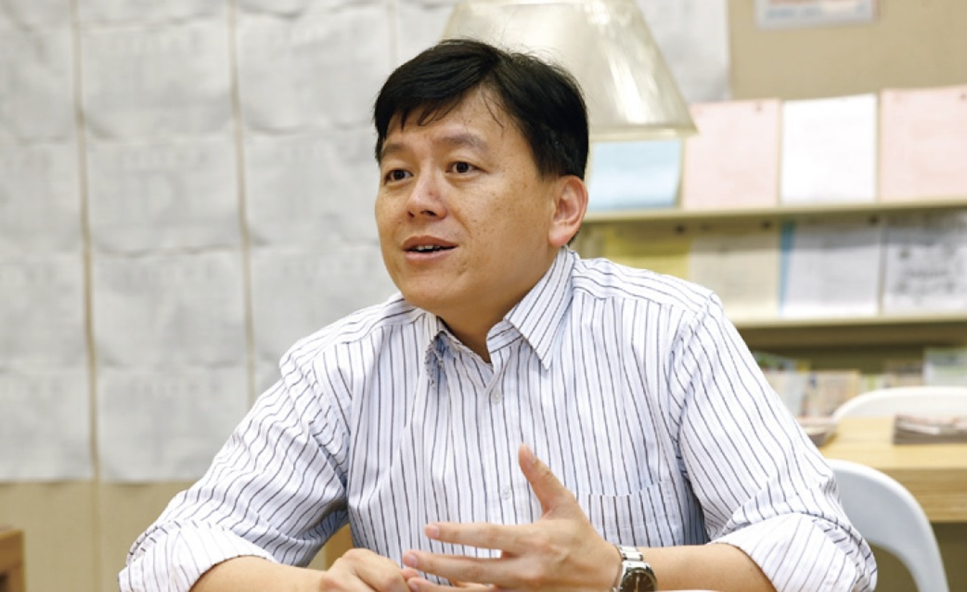 香港教育城新任行政總監魏遠強曾接受訪問,講解青少年安全上網問題。(澳門教育及青年發展局圖片) 香港教育城新任行政總監魏遠強曾接受訪問,講解青少年安全上網問題。(澳門教育及青年發展局圖片)