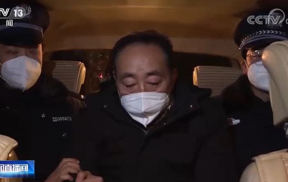 化名潛逃26年「紅通人員」王漢民在成都被緝捕歸案