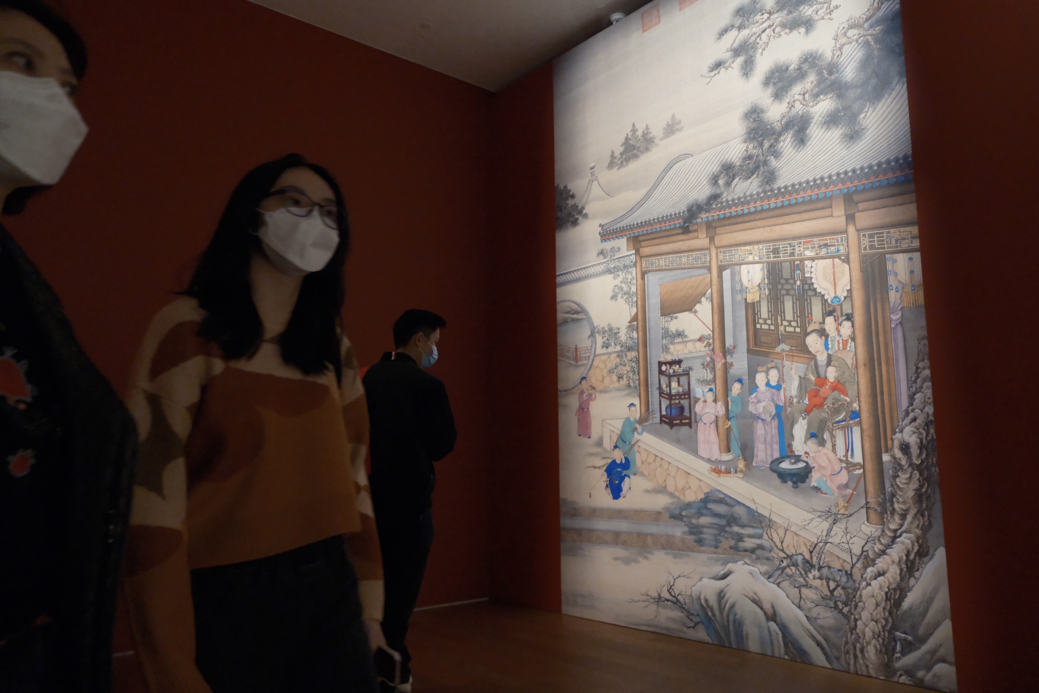 香港故宮｜乾隆景泰藍花卉紋鍋等85件新文物亮相窺清代宮廷生活