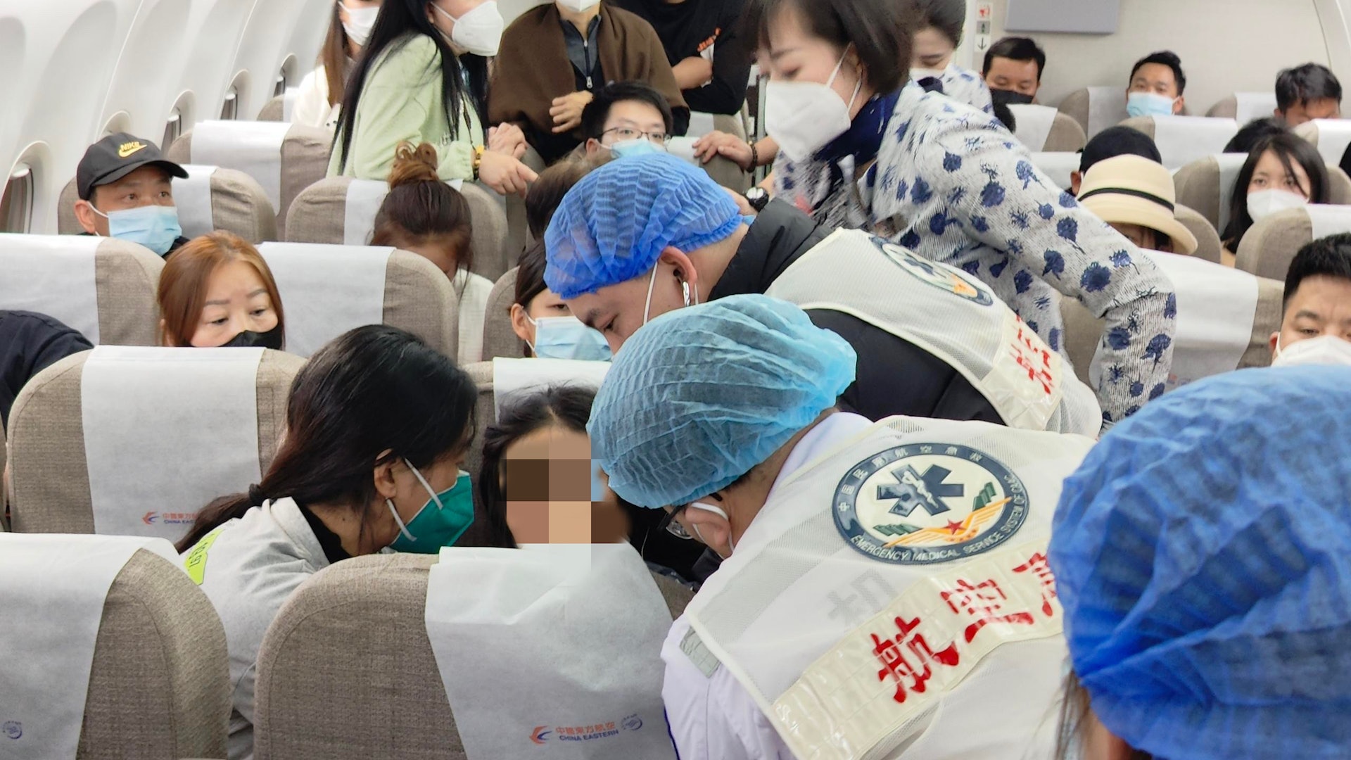 乘客現心衰跡象 東航飛上海航班緊急備降長沙 乘客現心衰跡象 東航飛上海航班緊急備降長沙