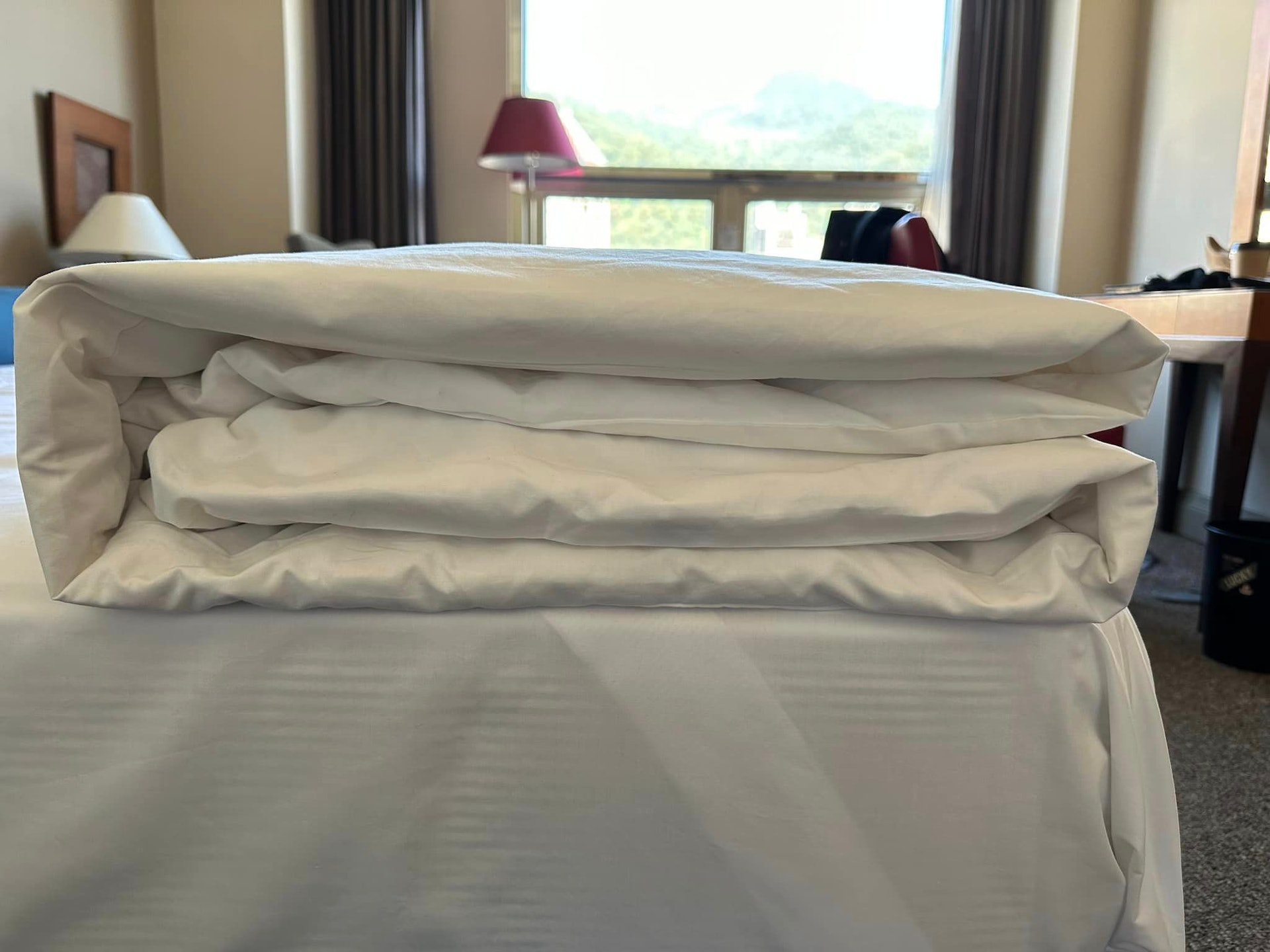 酒店台客咁做以為好有愛 上網炫耀反被勸千祈唔好:令執房更麻煩(爆笑公社2 Facebook) 酒店台客咁做以為好有愛 上網炫耀反被勸千祈唔好:令執房更麻煩(爆笑公社2 Facebook)