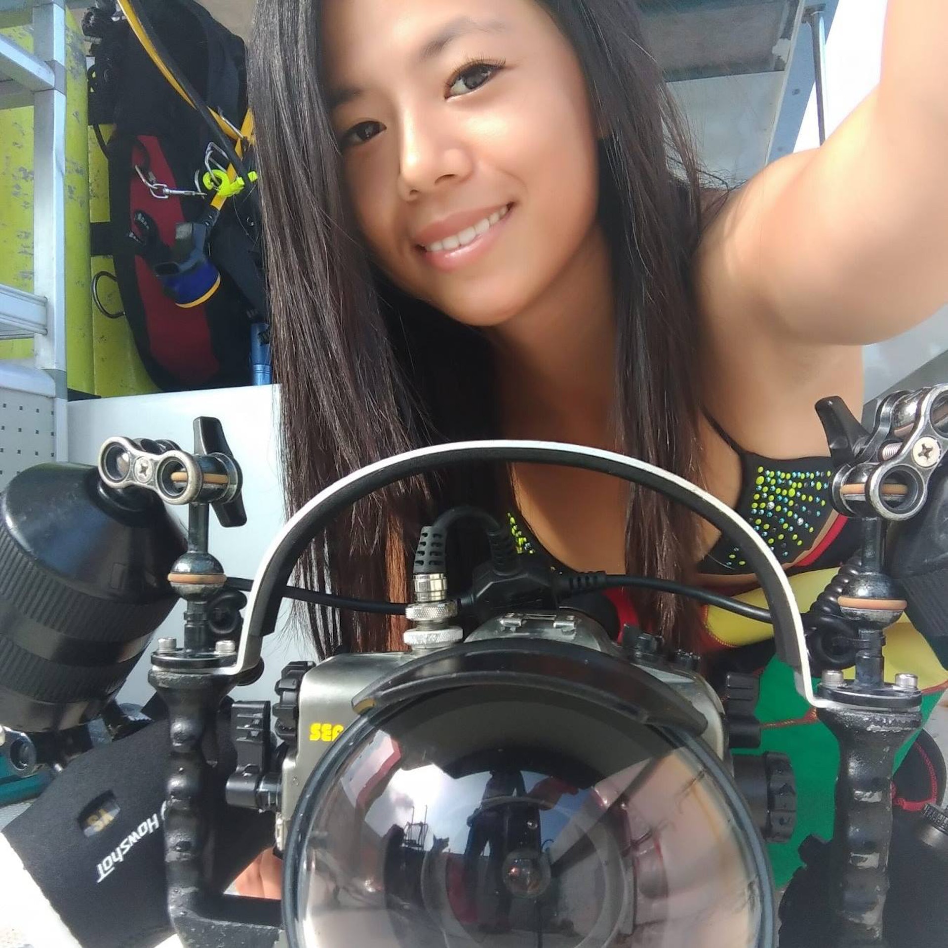 水下攝影師Peggy成功以鏡頭捕捉現蹤小琉球海域。(Facebook@wonderpeggy) 水下攝影師Peggy成功以鏡頭捕捉現蹤小琉球海域。(Facebook@wonderpeggy)