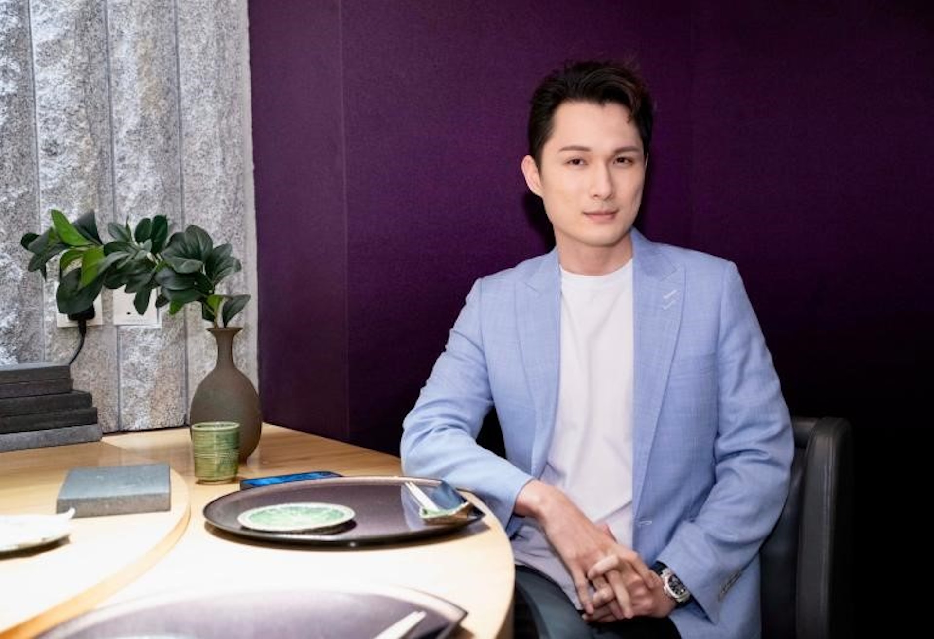 「CryptoPARD加密豹」創辦人兼CEO陳小龍(小龍Sir)經歷過股市失敗,奮發圖強,鑽研炒賣技術,達財務自由。 「CryptoPARD加密豹」創辦人兼CEO陳小龍(小龍Sir)經歷過股市失敗,奮發圖強,鑽研炒賣技術,達財務自由。