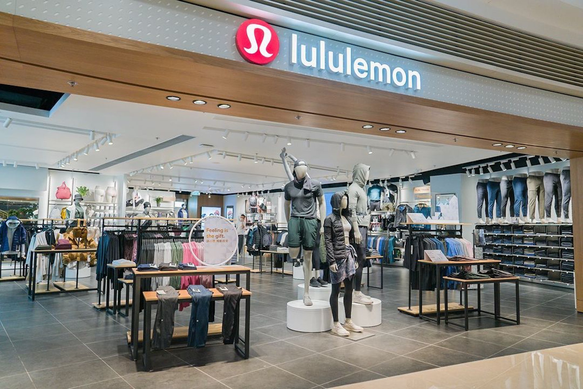 lululemon減價|lululemon 官網現正進行減價,大家可以低至42折價錢入手運動上衣、瑜伽褲等商品!(lululemonhk@IG) lululemon減價|lululemon 官網現正進行減價,大家可以低至42折價錢入手運動上衣、瑜伽褲等商品!(lululemonhk@IG)