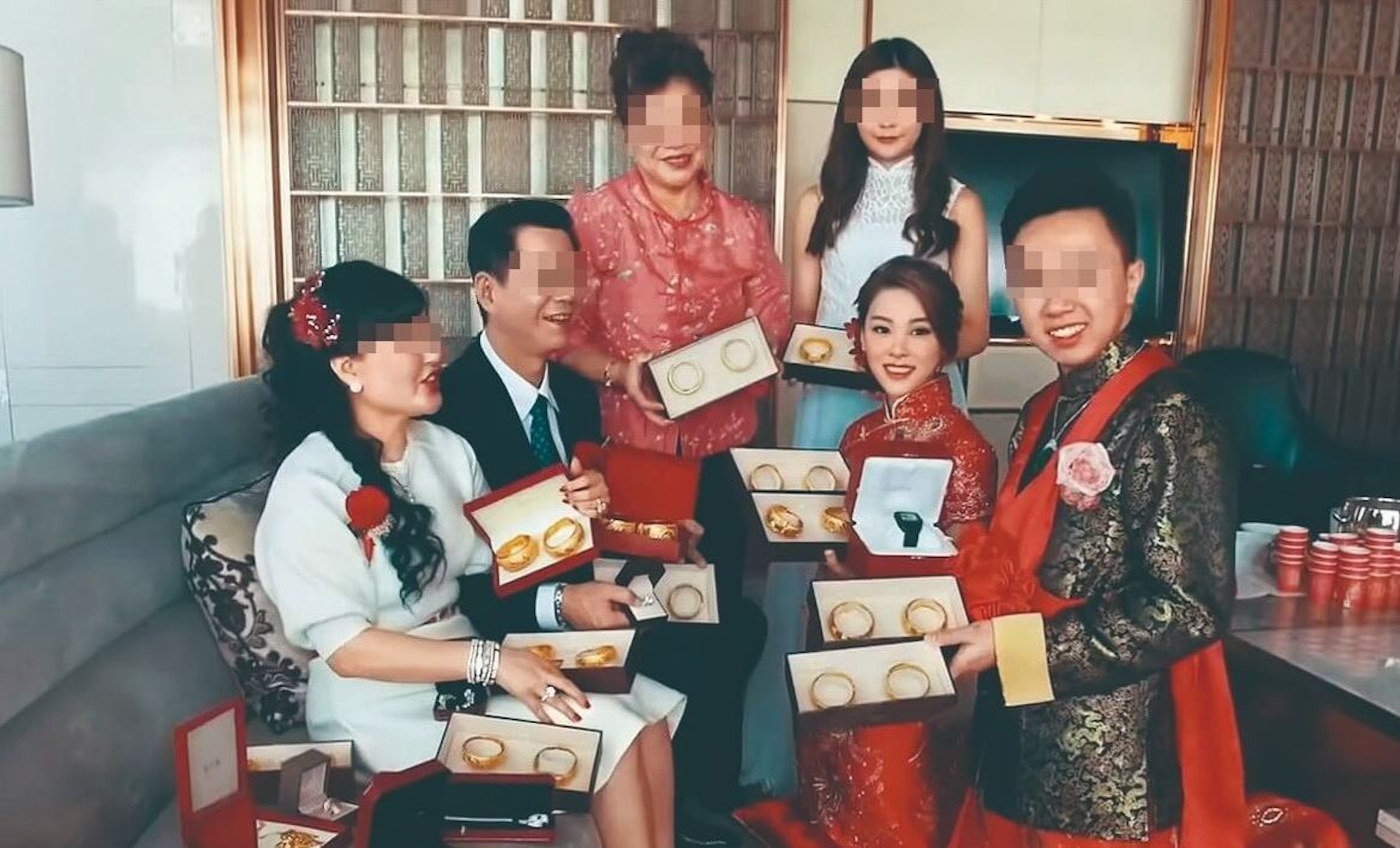 蔡天鳳(Abby Choi)與譚仔太子爺、現任伴侶譚方駿Chris的婚禮。
