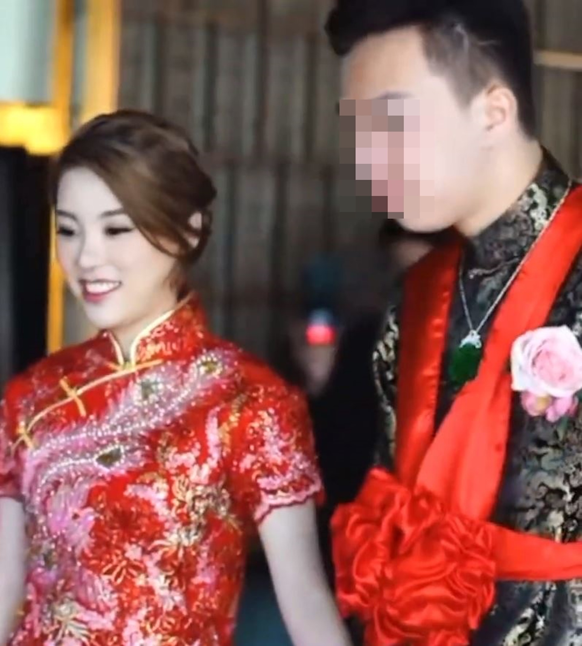 蔡天鳳(Abby Choi)Chris婚禮片段曝光 。