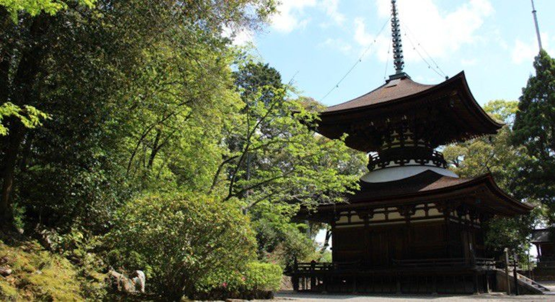 早上推薦至「京阪 石山寺站」,「石山寺」在2019年被認定為「日本遺產」中「西國三十三所」之一,「西國三十三所」是具有1300年歷史的日本古老參拜巡禮之路,石山寺便是其中的第十三個。(石山寺官網) 早上推薦至「京阪 石山寺站」,「石山寺」在2019年被認定為「日本遺產」中「西國三十三所」之一,「西國三十三所」是具有1300年歷史的日本古老參拜巡禮之路,石山寺便是其中的第十三個。(石山寺官網)