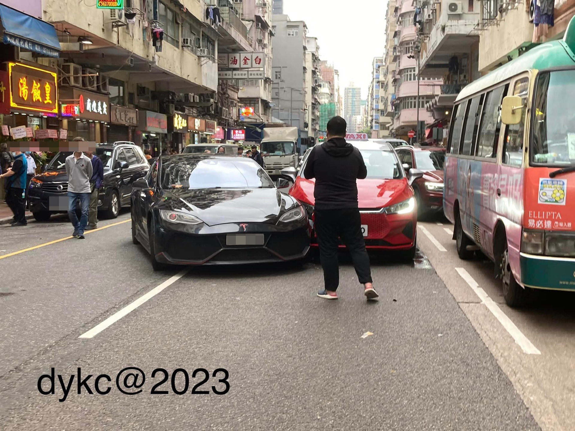 Facebook群組「馬路的事討論區」截圖 Facebook群組「馬路的事討論區」截圖