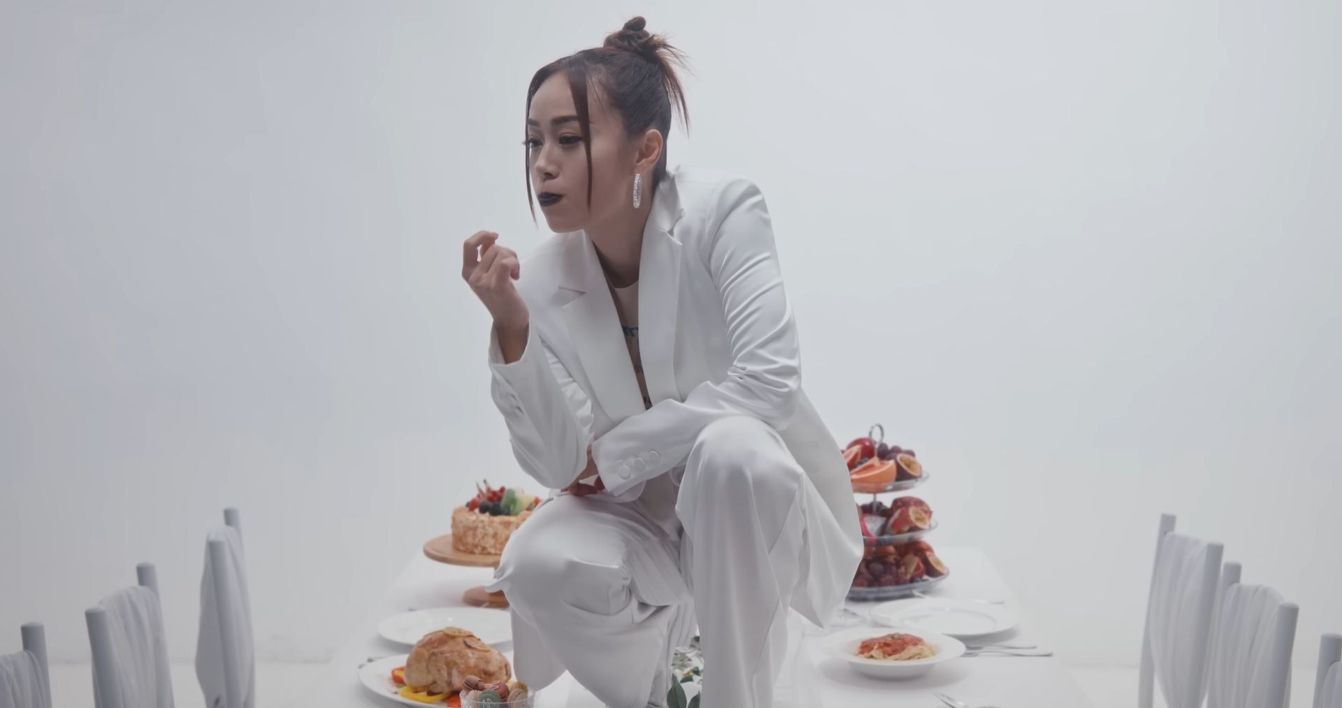 黃心穎今年情人節出跳唱歌《Crown Me》。(YouTube截圖:Jacqueline 黃心穎) 黃心穎今年情人節出跳唱歌《Crown Me》。(YouTube截圖:Jacqueline 黃心穎)