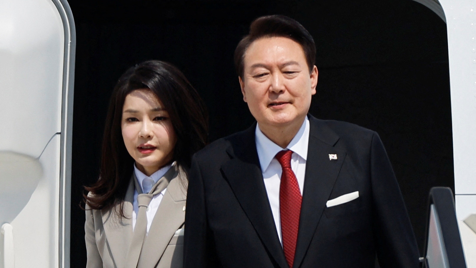 為金建希一家謀私？韓國高速公路興建計劃突改道　警搜國土交通部