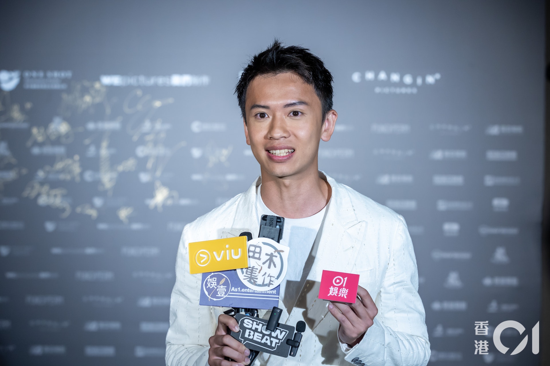 Locker今日出席香港導演會年度頒獎典禮,回應自己與家忻9896分手的心情與近況。(葉志明 攝) Locker今日出席香港導演會年度頒獎典禮,回應自己與家忻9896分手的心情與近況。(葉志明 攝)