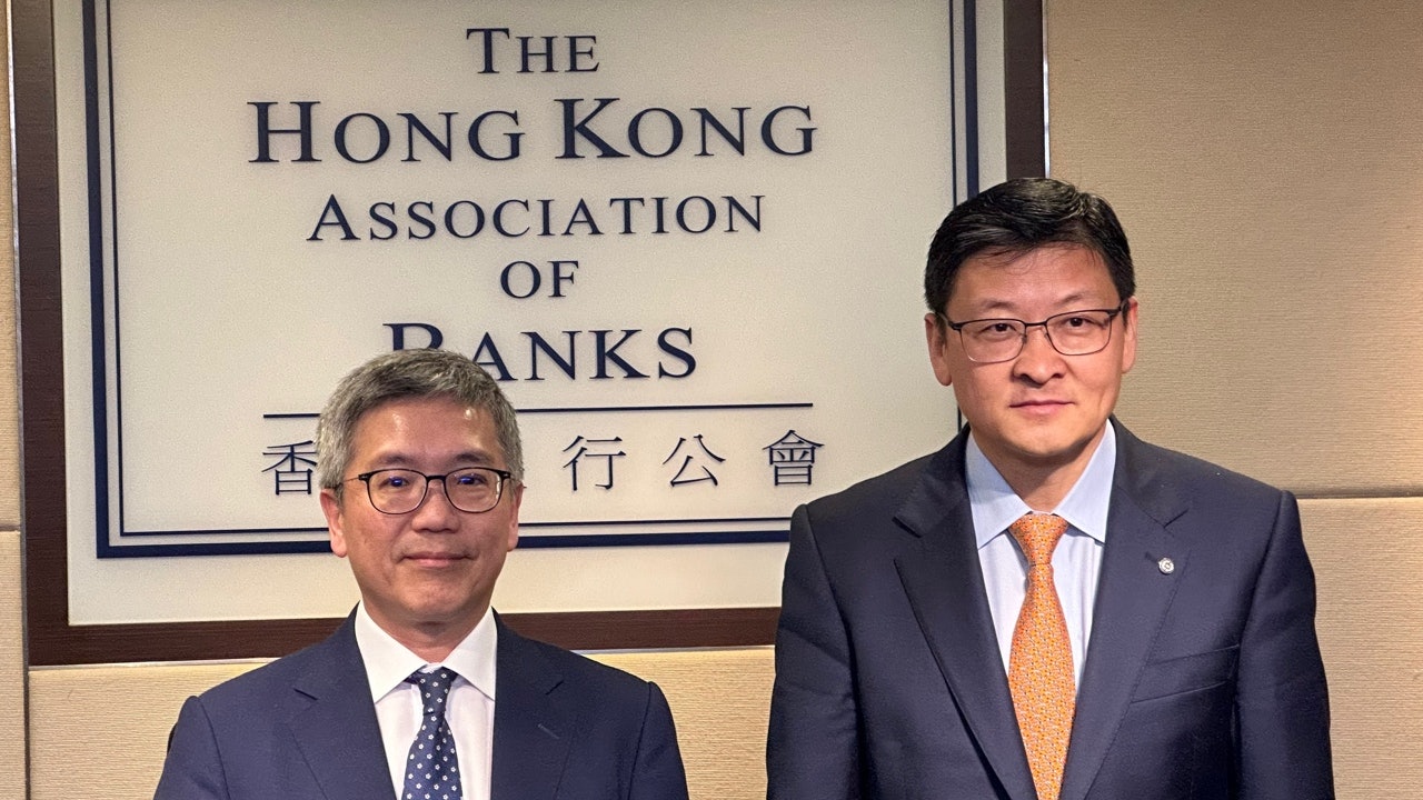SVB等歐美銀行出現問題 金管局﹕會續留意 稱港銀行體系穩健 SVB等歐美銀行出現問題 金管局﹕會續留意 稱港銀行體系穩健