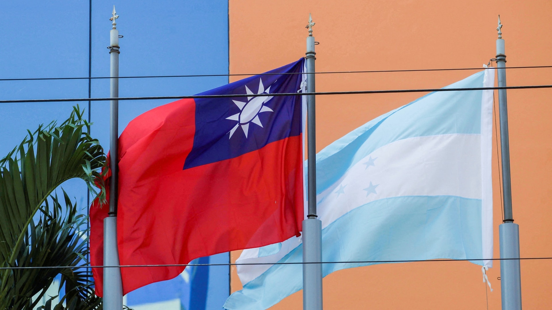 洪都拉斯宣布與台斷交 洪都拉斯宣布與台斷交