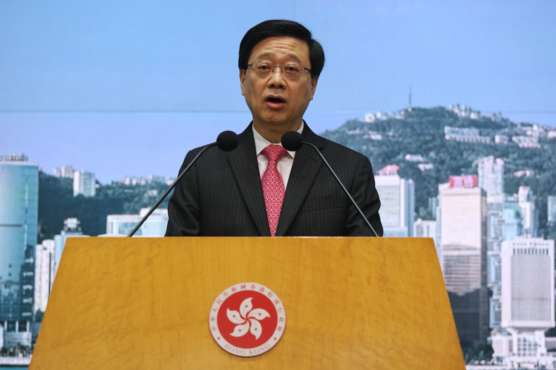 李家超強調,北都都會區和「明日大嶼」均要做得好。(張浩維攝) 李家超強調,北都都會區和「明日大嶼」均要做得好。(張浩維攝)