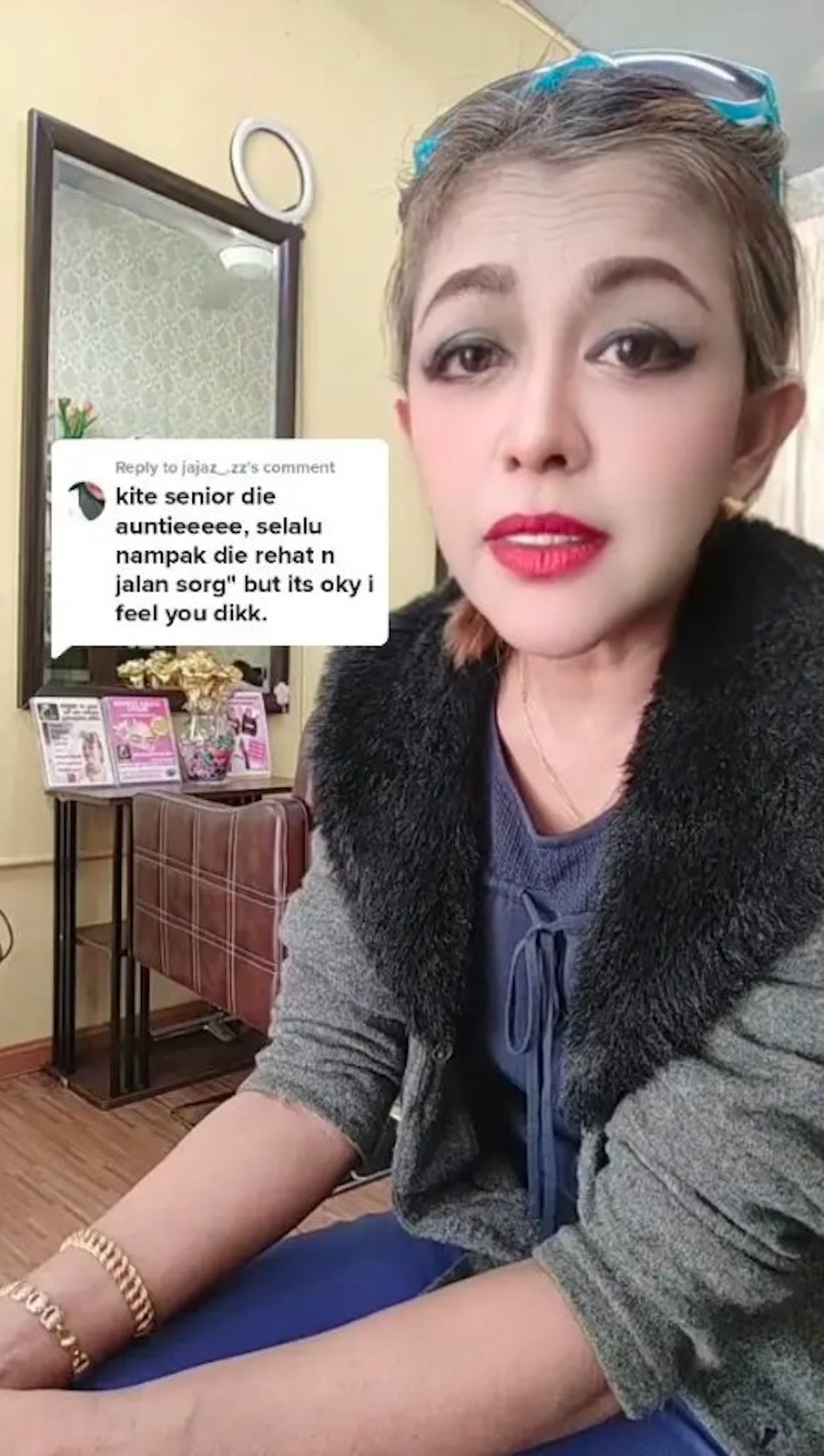 馬來西亞女子法拉哈尼表示,她要求女兒自幼只可以說英語,令女兒忽略學習馬來語,從而導致她在校內因為語言不通而被排擠。(@hwnamasaya/TikTok影片截圖) 馬來西亞女子法拉哈尼表示,她要求女兒自幼只可以說英語,令女兒忽略學習馬來語,從而導致她在校內因為語言不通而被排擠。(@hwnamasaya/TikTok影片截圖)