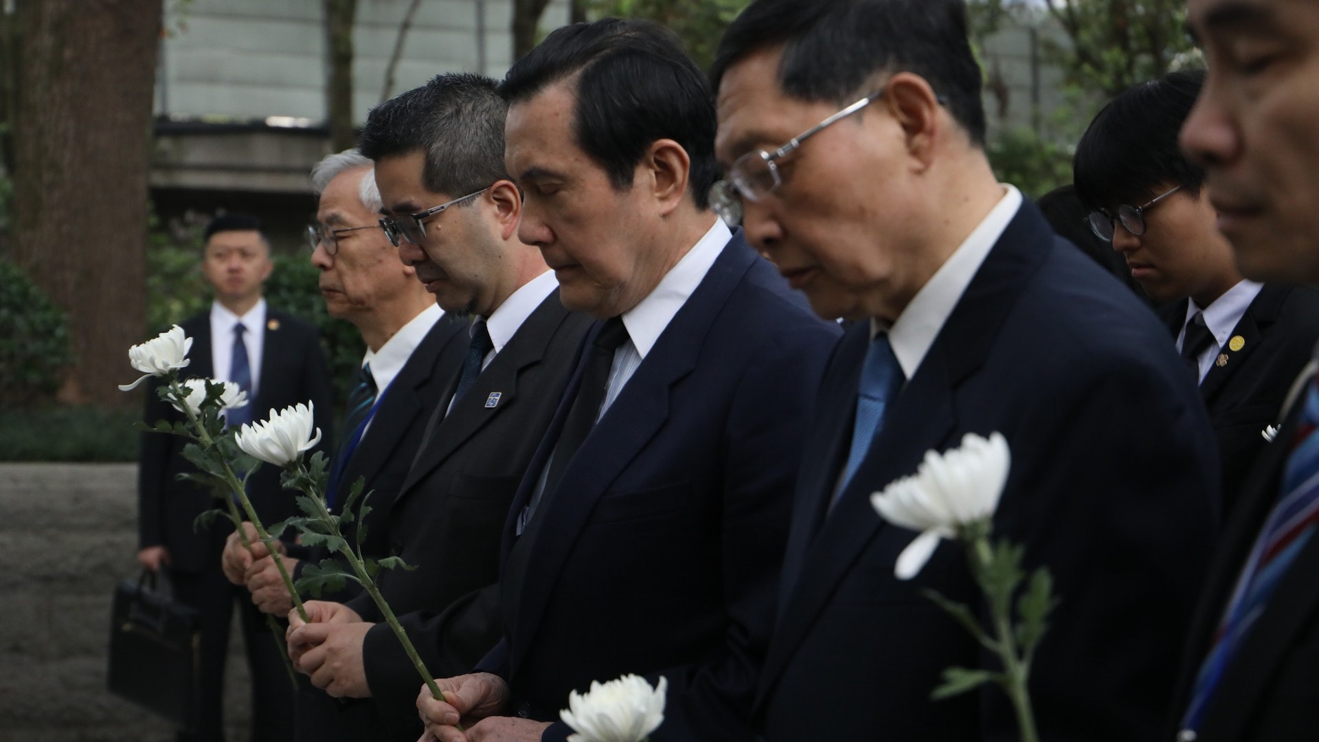 馬英九的祭祖之旅:為何北京接受?台獨反對?︱專家有話說 馬英九的祭祖之旅:為何北京接受?台獨反對?︱專家有話說