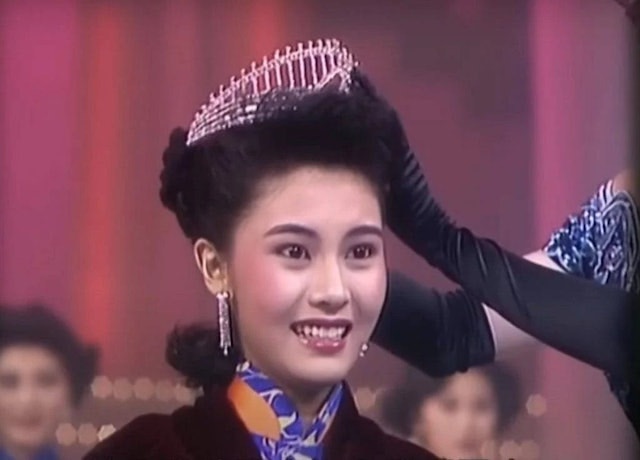 李嘉欣 