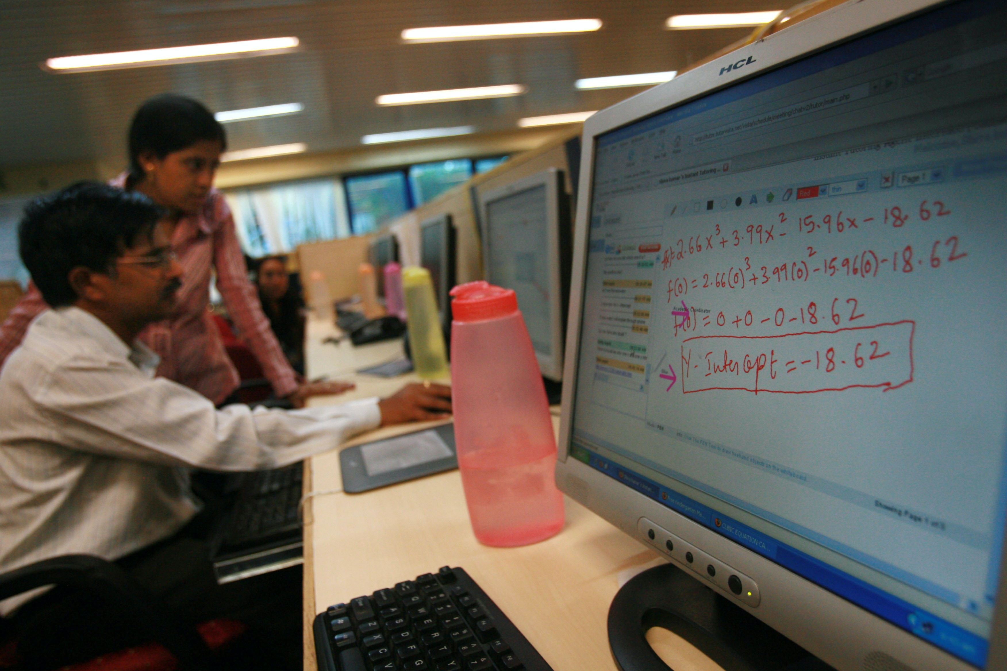 Re: [問卦] 印度這國家為何無法取代中國