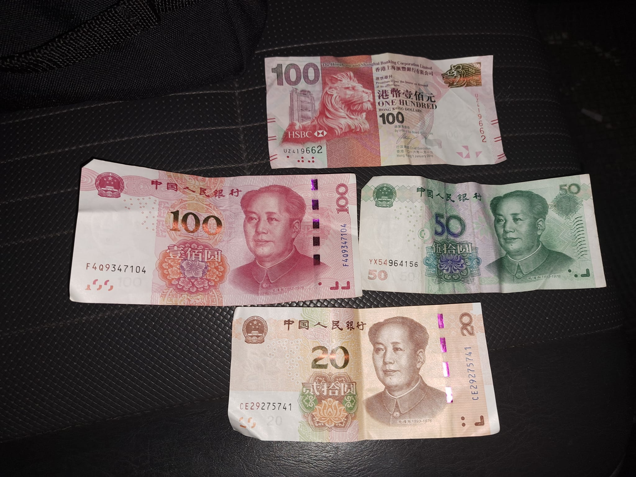 乘客落車先講唔夠港幣畀人民幣的士司機呻：畀多我就想收㗎咩？