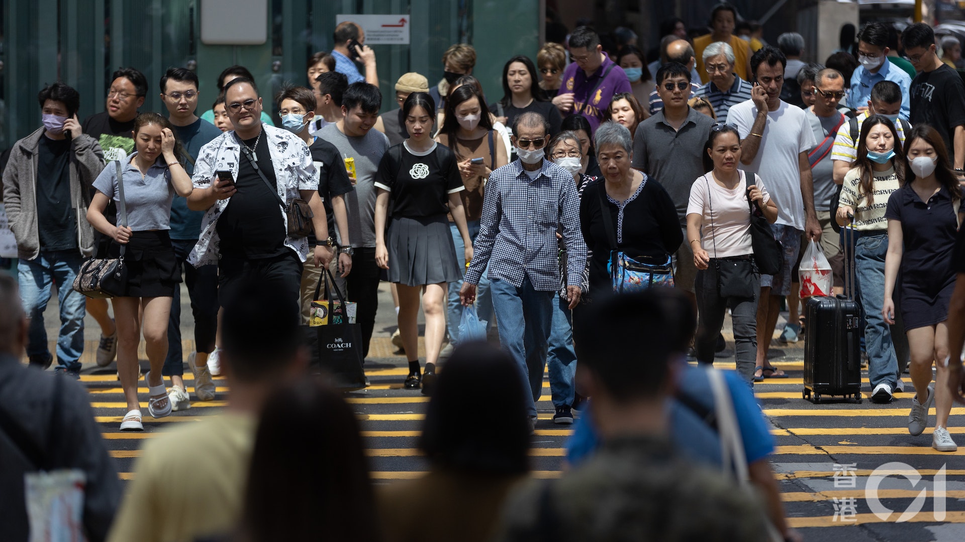 疫情改變消費習慣 MEI發現5項轉變 料服裝消費將反彈 疫情改變消費習慣 MEI發現5項轉變 料服裝消費將反彈
