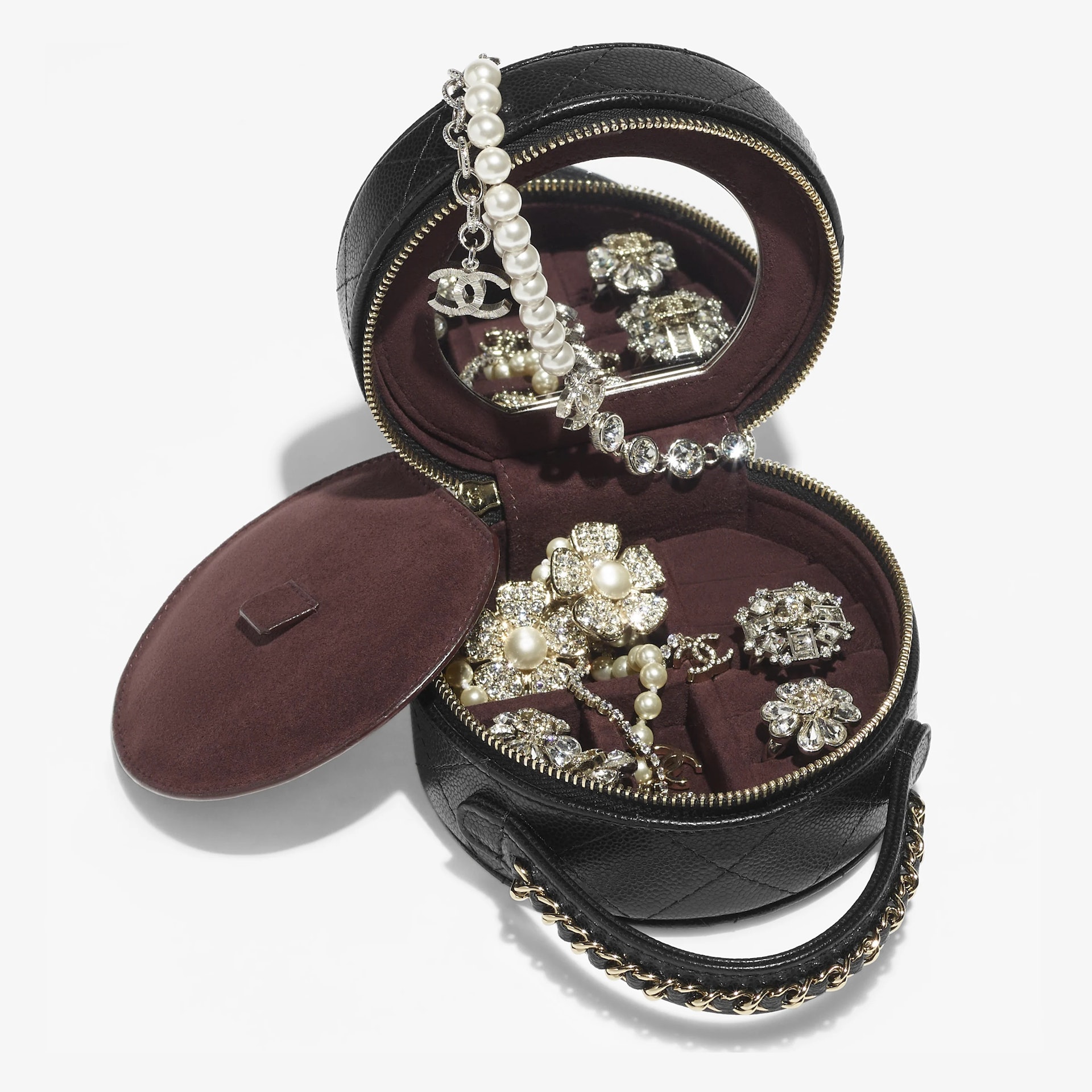 Chanel春夏手袋2023推薦一：Chanel Jewellery Box $21,000 (Chanel官網)