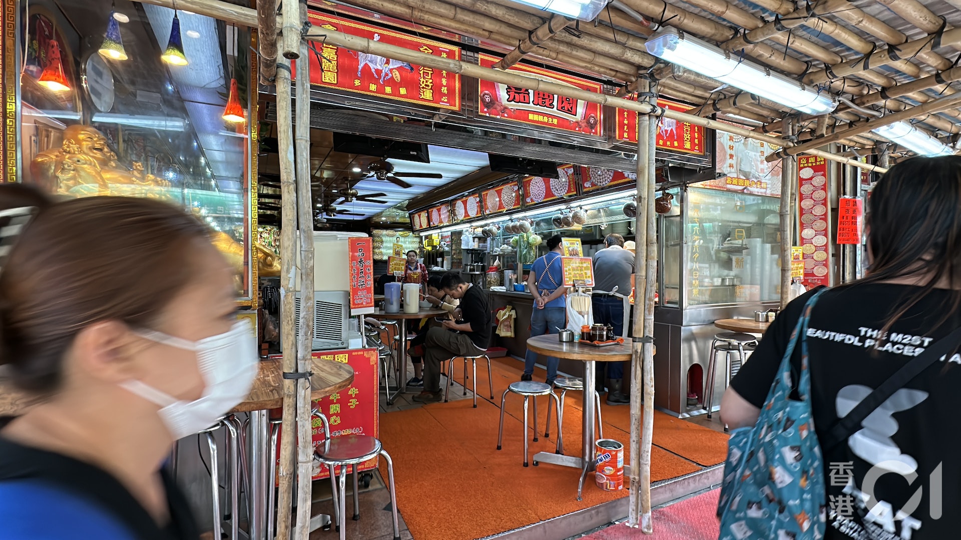 嘉麗園噪音滋擾居民十幾廿年,近年變本加厲。(香港01記者) 嘉麗園噪音滋擾居民十幾廿年,近年變本加厲。(香港01記者)