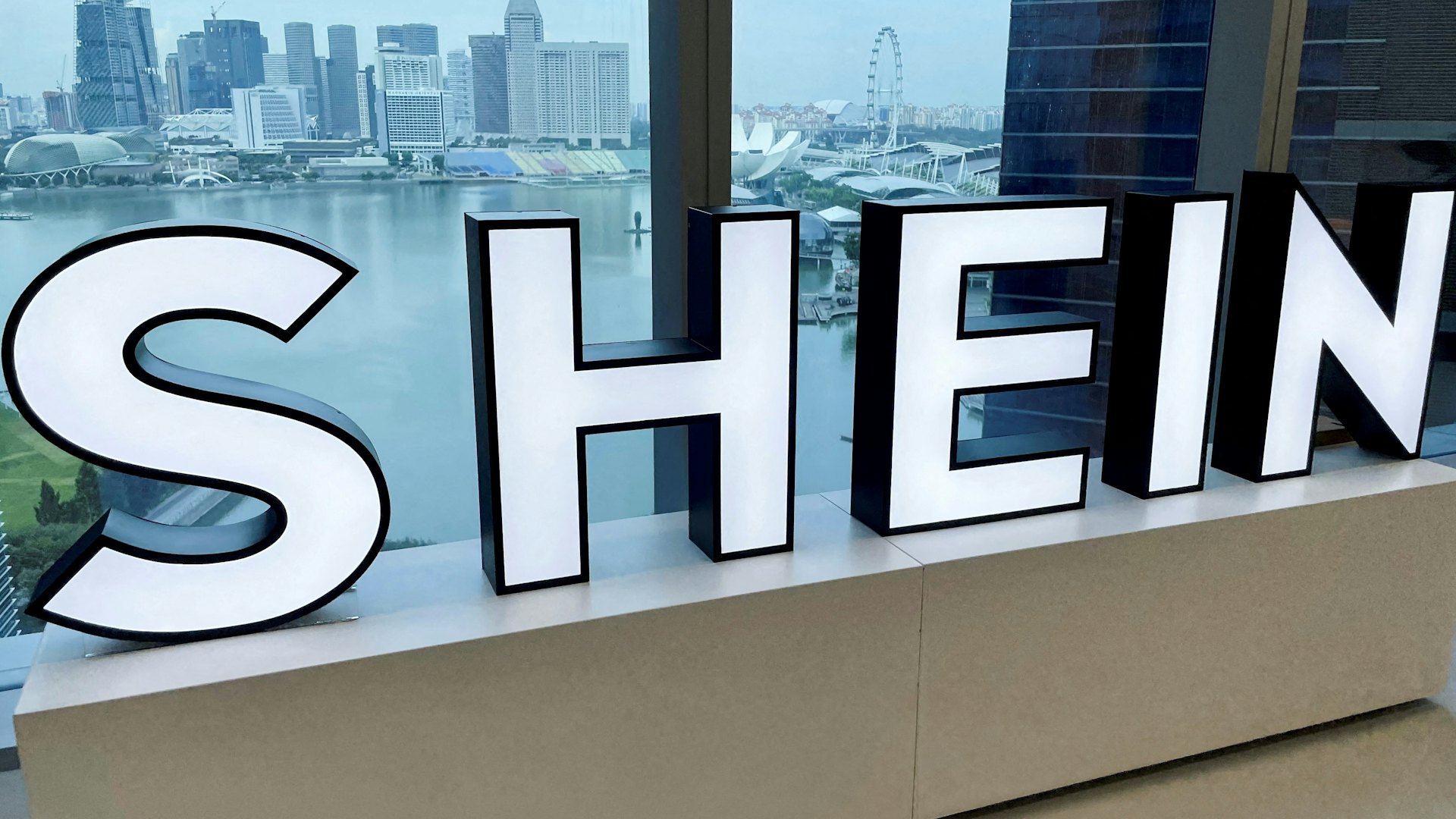 SHEIN在2017年登陸美國市場,並以價格低廉的快時尚產品迅速風靡全美。 (Reuters) SHEIN在2017年登陸美國市場,並以價格低廉的快時尚產品迅速風靡全美。 (Reuters)