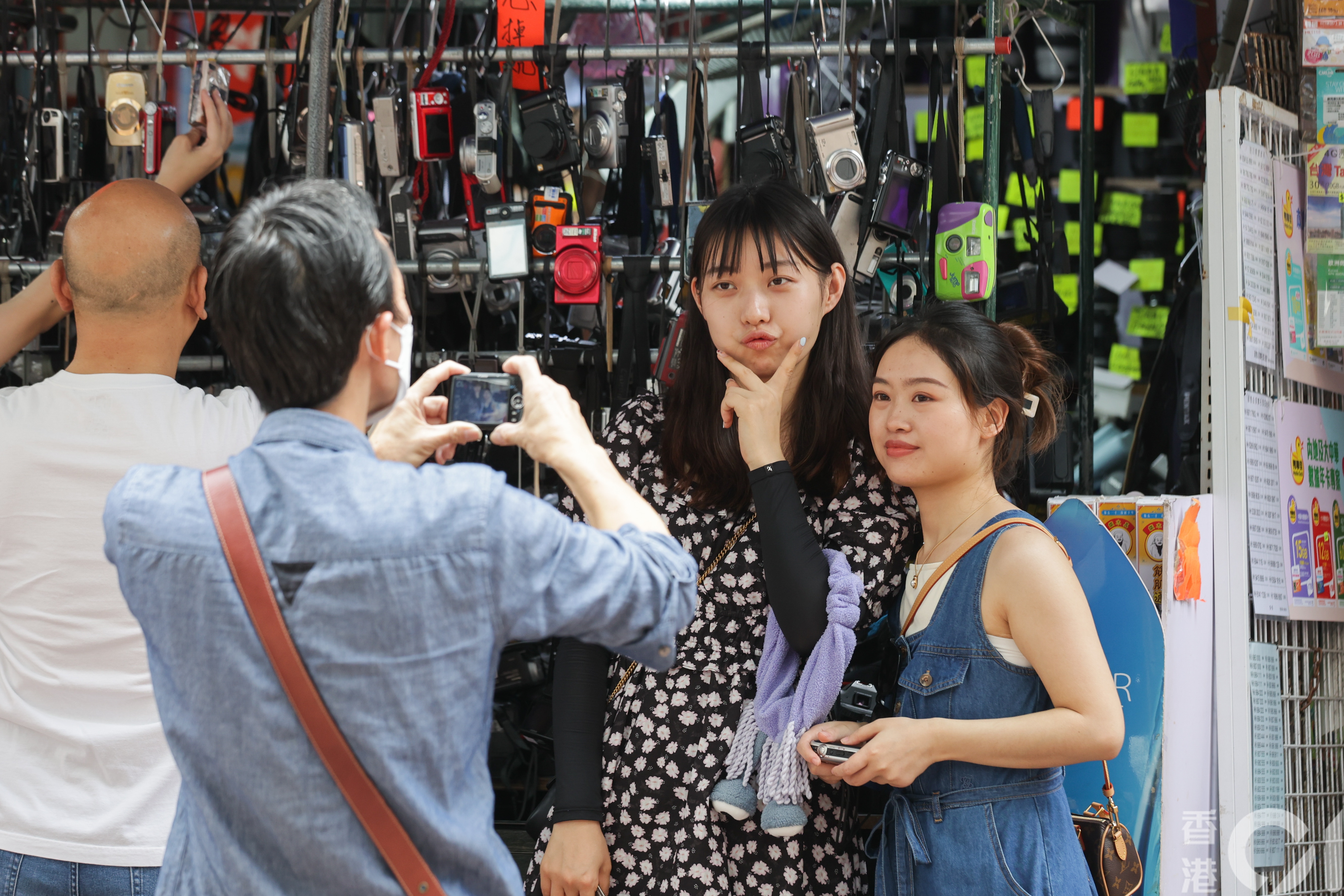 五一黃金周｜訪港內地旅客總計62萬超「預期」　近90萬港人出境