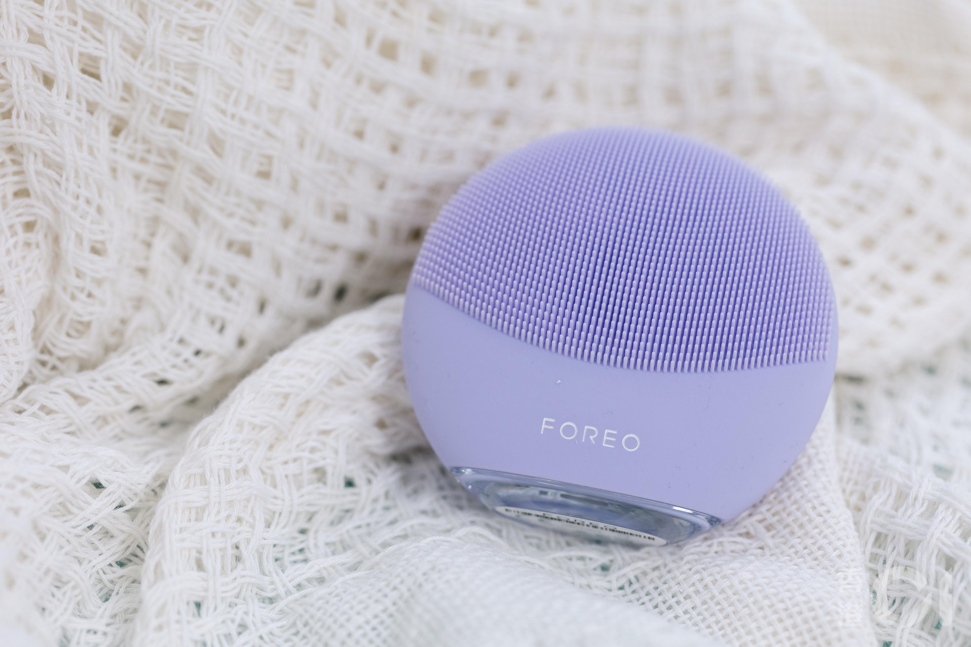 旅行便攜美容儀推薦1. FOREO LUNA™ mini 3 輕便型潔面儀 HK$1,690(陳葦慈 攝) 旅行便攜美容儀推薦1. FOREO LUNA™ mini 3 輕便型潔面儀 HK$1,690(陳葦慈 攝)